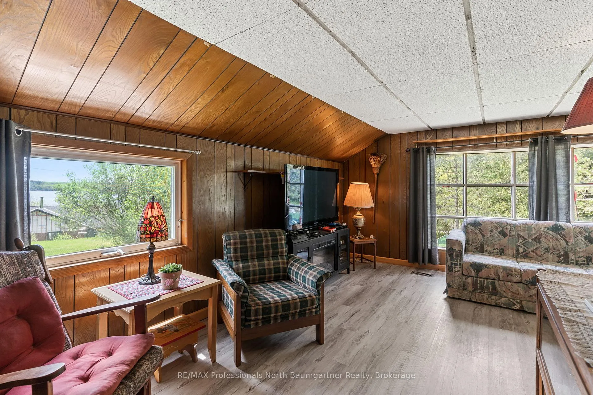 Photo 30 of 1093 Reynolds Road, Minden Hills, Minden — HOMEH