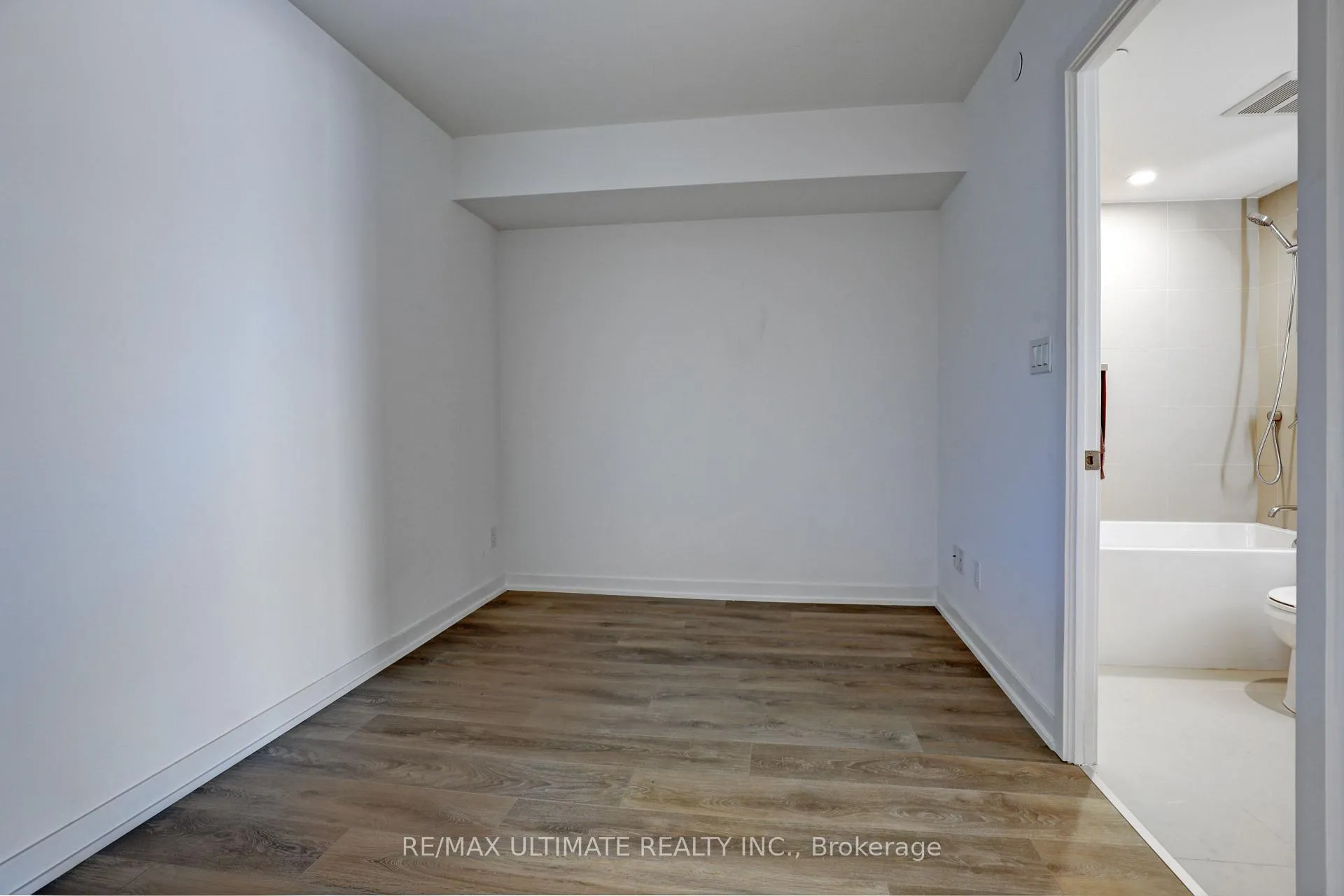Photo 11 of Unit 513, 1401 O'Connor Drive, Toronto, O'Connor-Parkview — HOMEH