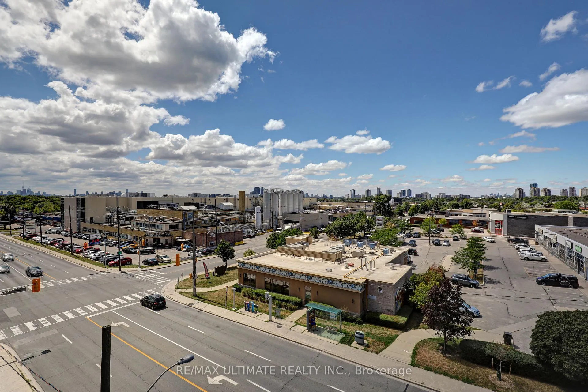 Photo 14 of Unit 513, 1401 O'Connor Drive, Toronto, O'Connor-Parkview — HOMEH