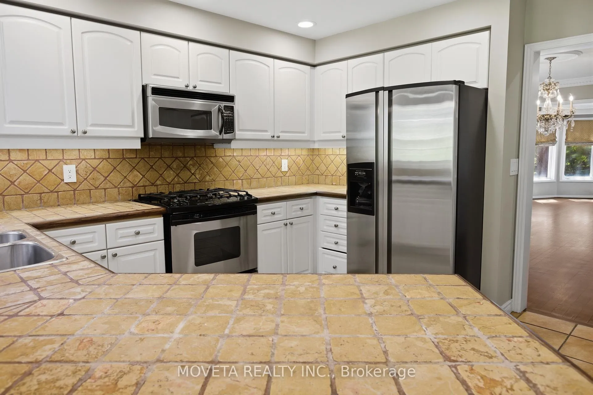 Photo 16 of 30 Briardale Place, Aurora, Aurora Highlands — HOMEH