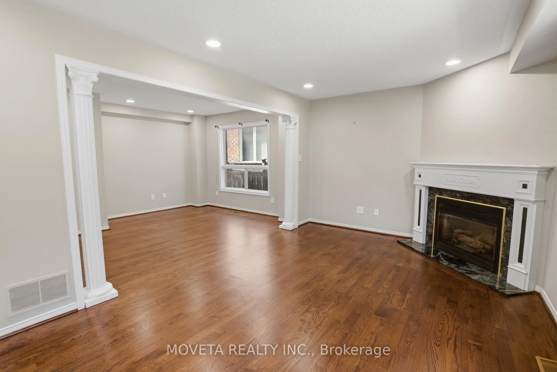 Photo 18 of 30 Briardale Place, Aurora, Aurora Highlands — HOMEH
