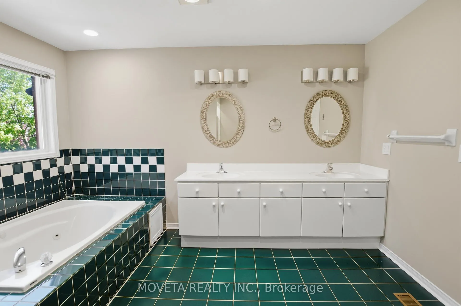 Photo 47 of 30 Briardale Place, Aurora, Aurora Highlands — HOMEH