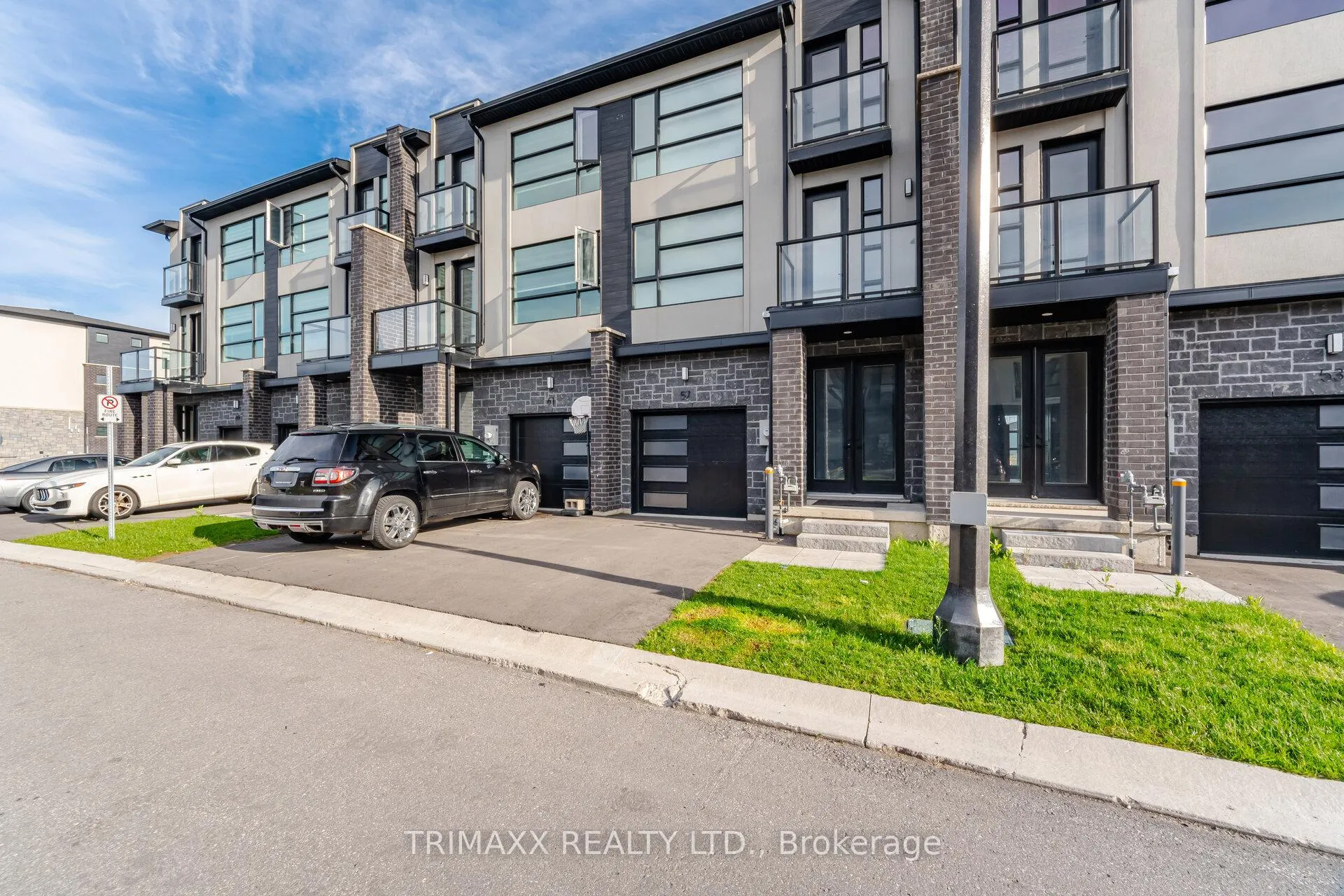 Photo 3 of 57 Keystone Trail, Welland, Lincoln/Crowland — HOMEH