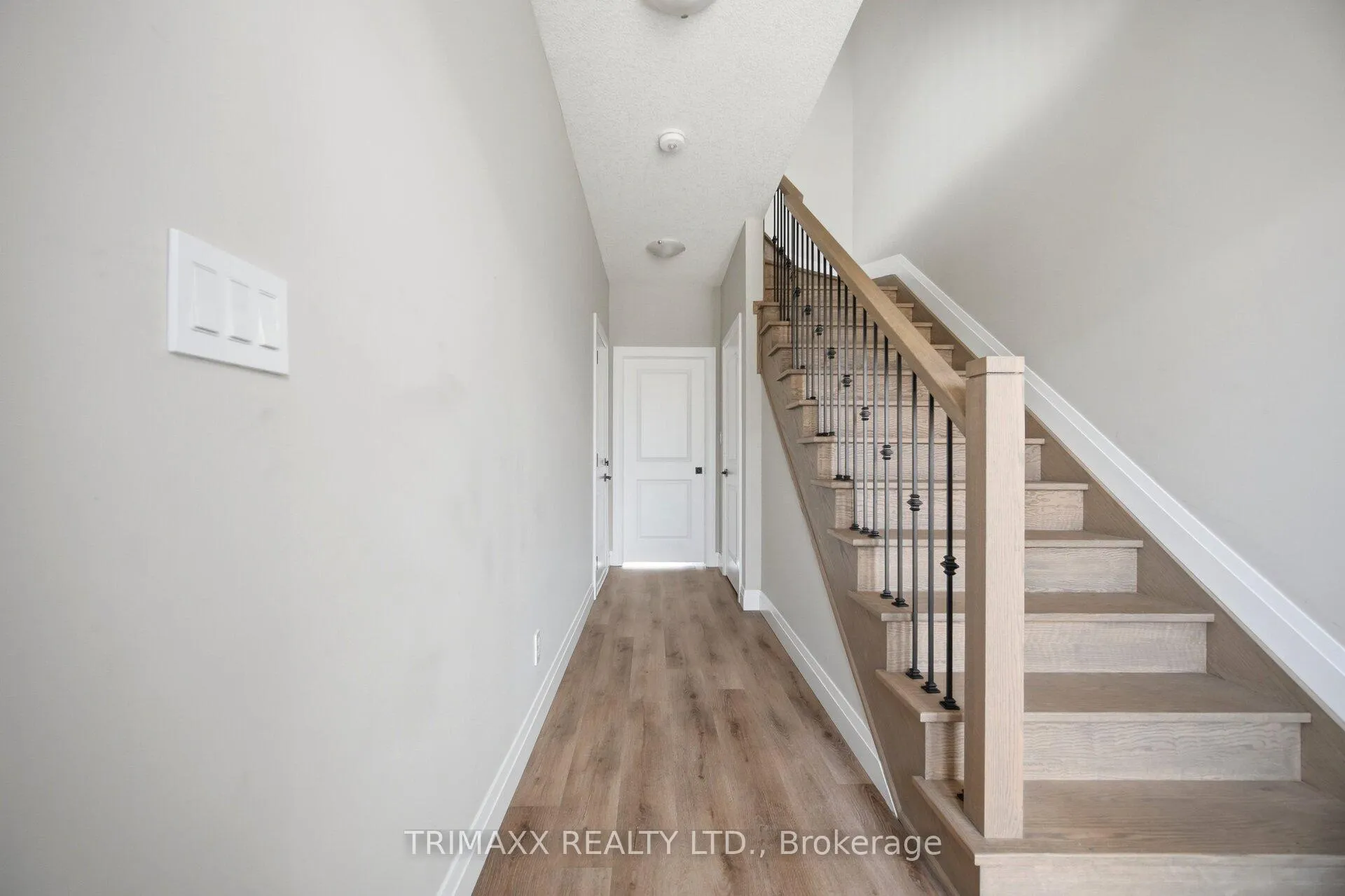 Photo 8 of 57 Keystone Trail, Welland, Lincoln/Crowland — HOMEH