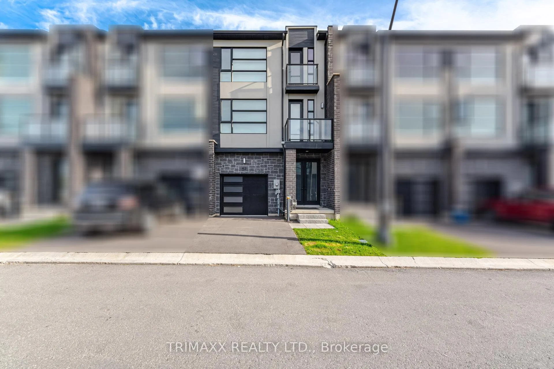 Photo 2 of 57 Keystone Trail, Welland, Lincoln/Crowland — HOMEH