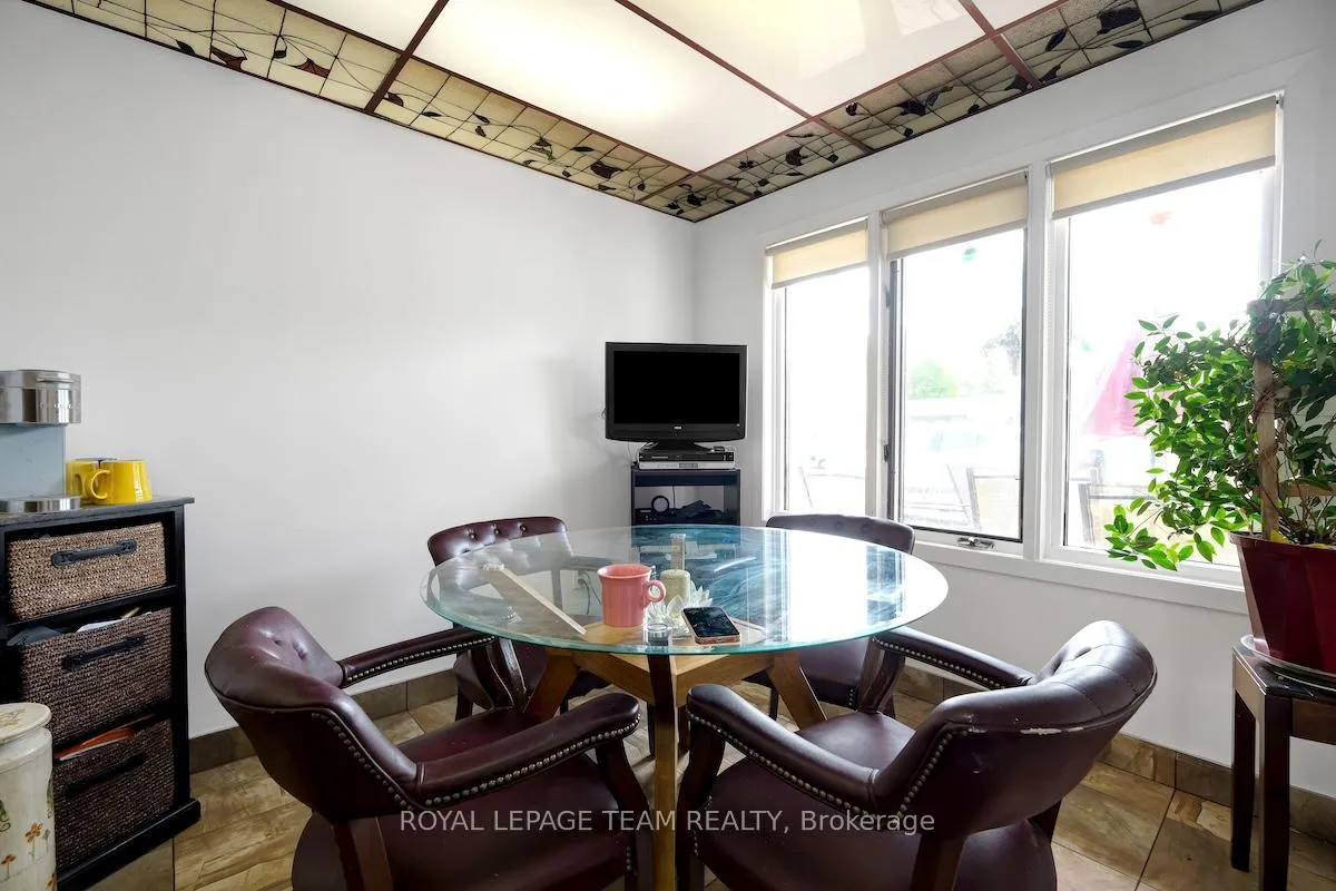 Photo 13 of 7089 Marco Street N, Ottawa, Greely — HOMEH