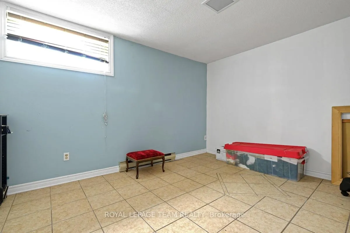 Photo 24 of 7089 Marco Street N, Ottawa, Greely — HOMEH