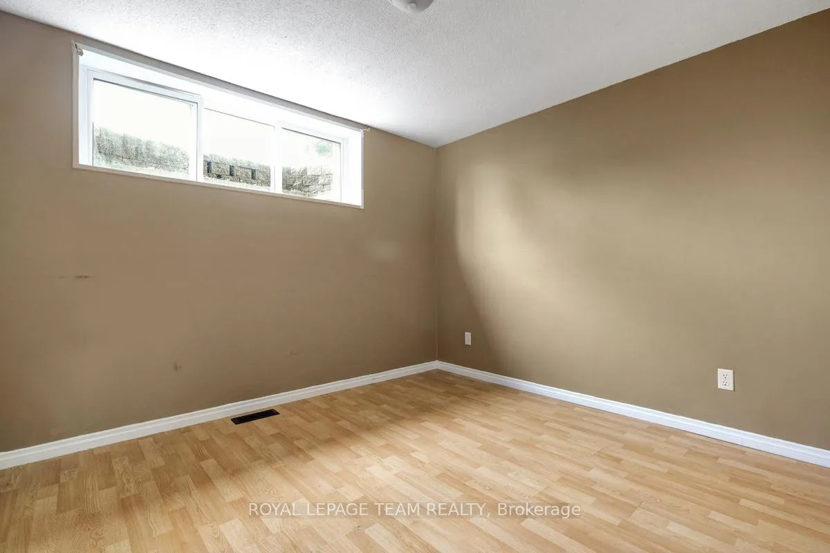 Photo 37 of 7089 Marco Street N, Ottawa, Greely — HOMEH