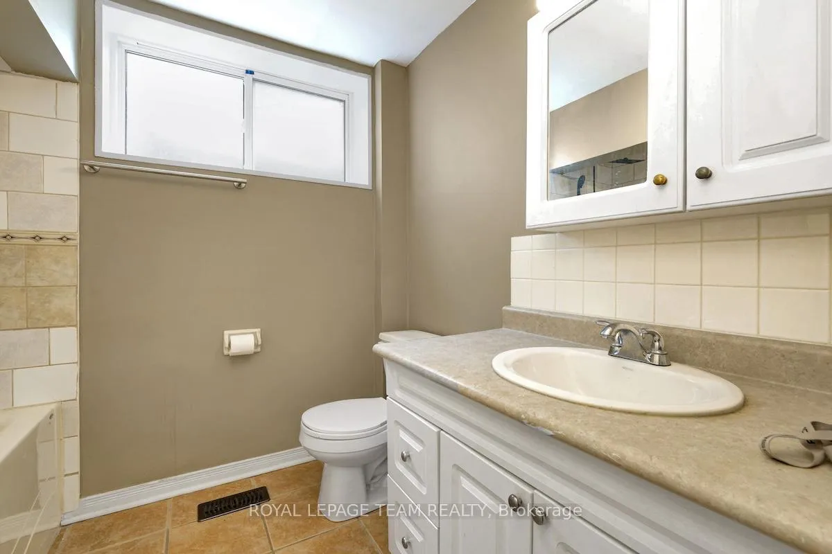 Photo 39 of 7089 Marco Street N, Ottawa, Greely — HOMEH