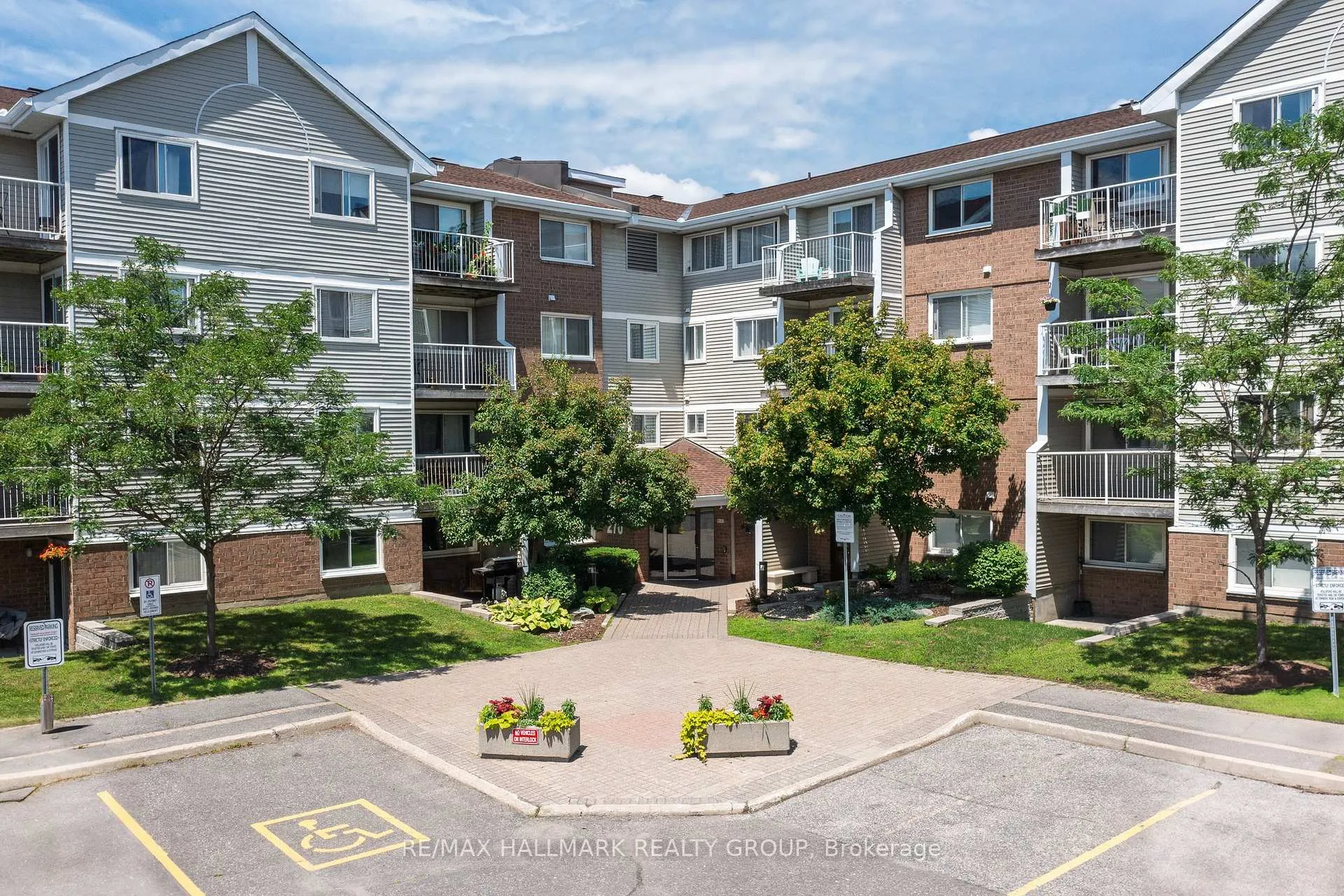 Photo of 270 Brittany Drive