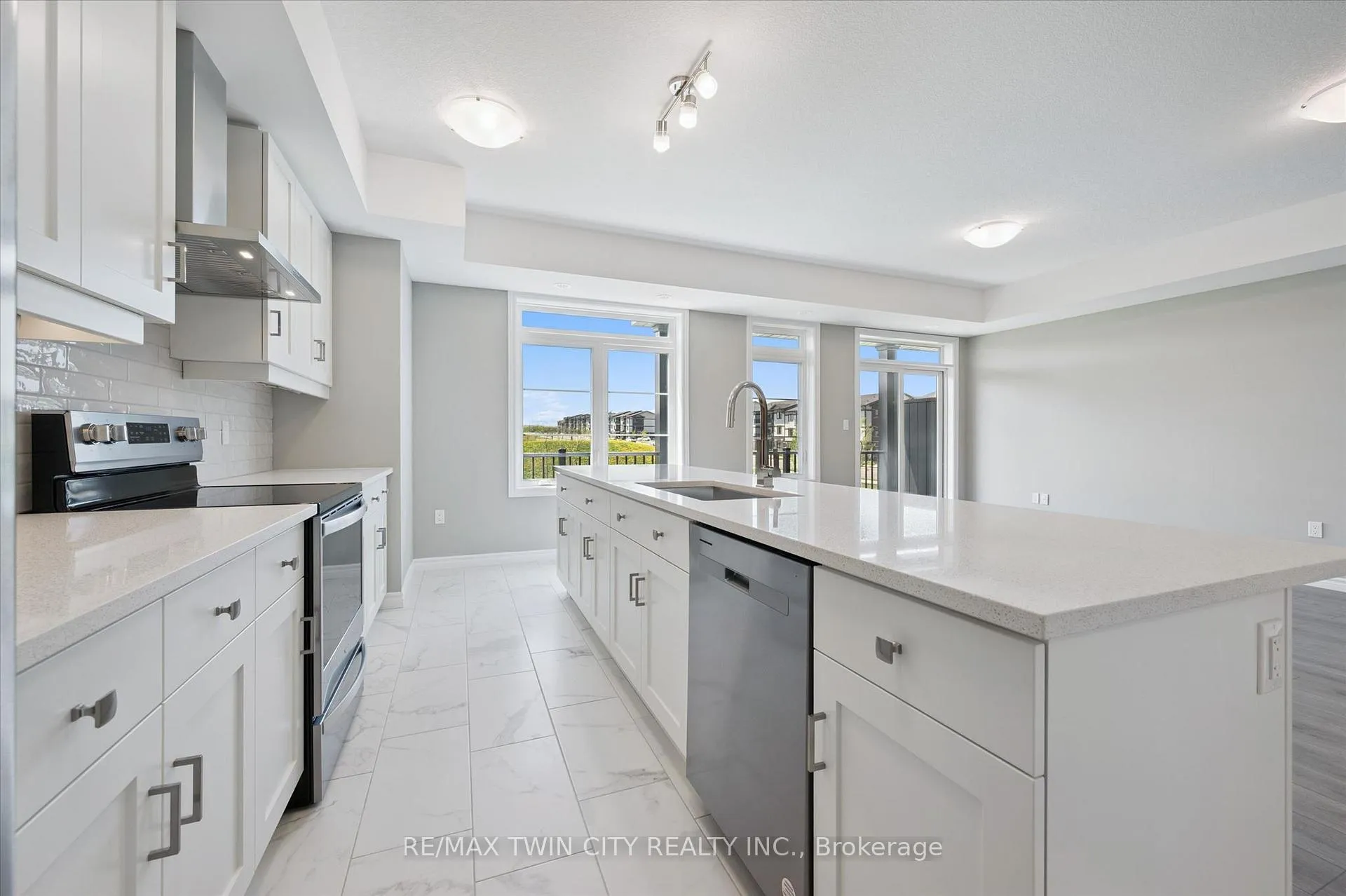 Photo 20 of 20 Lomond Lane, Kitchener, Huron Park — HOMEH