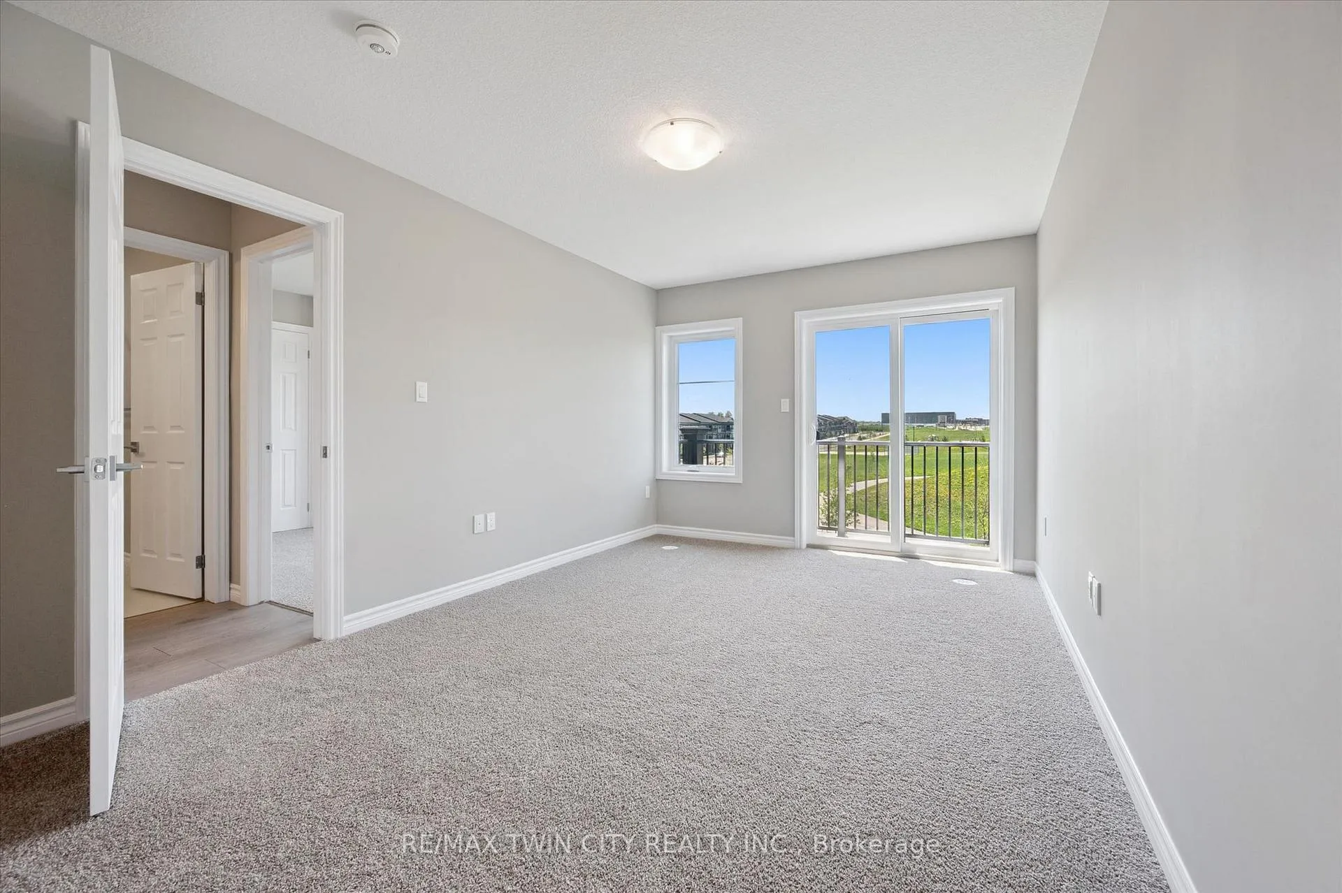 Photo 33 of 20 Lomond Lane, Kitchener, Huron Park — HOMEH