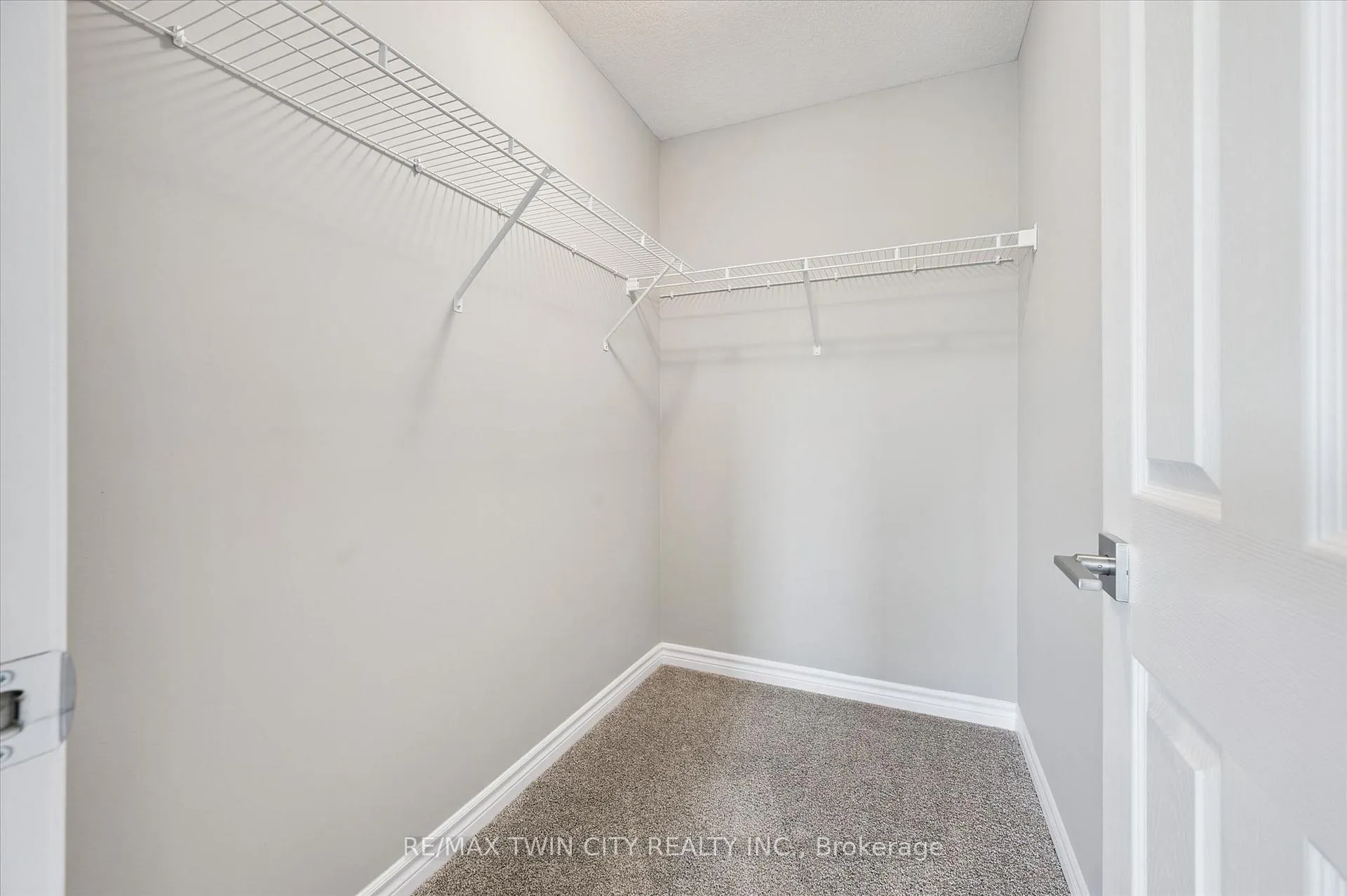 Photo 40 of 20 Lomond Lane, Kitchener, Huron Park — HOMEH