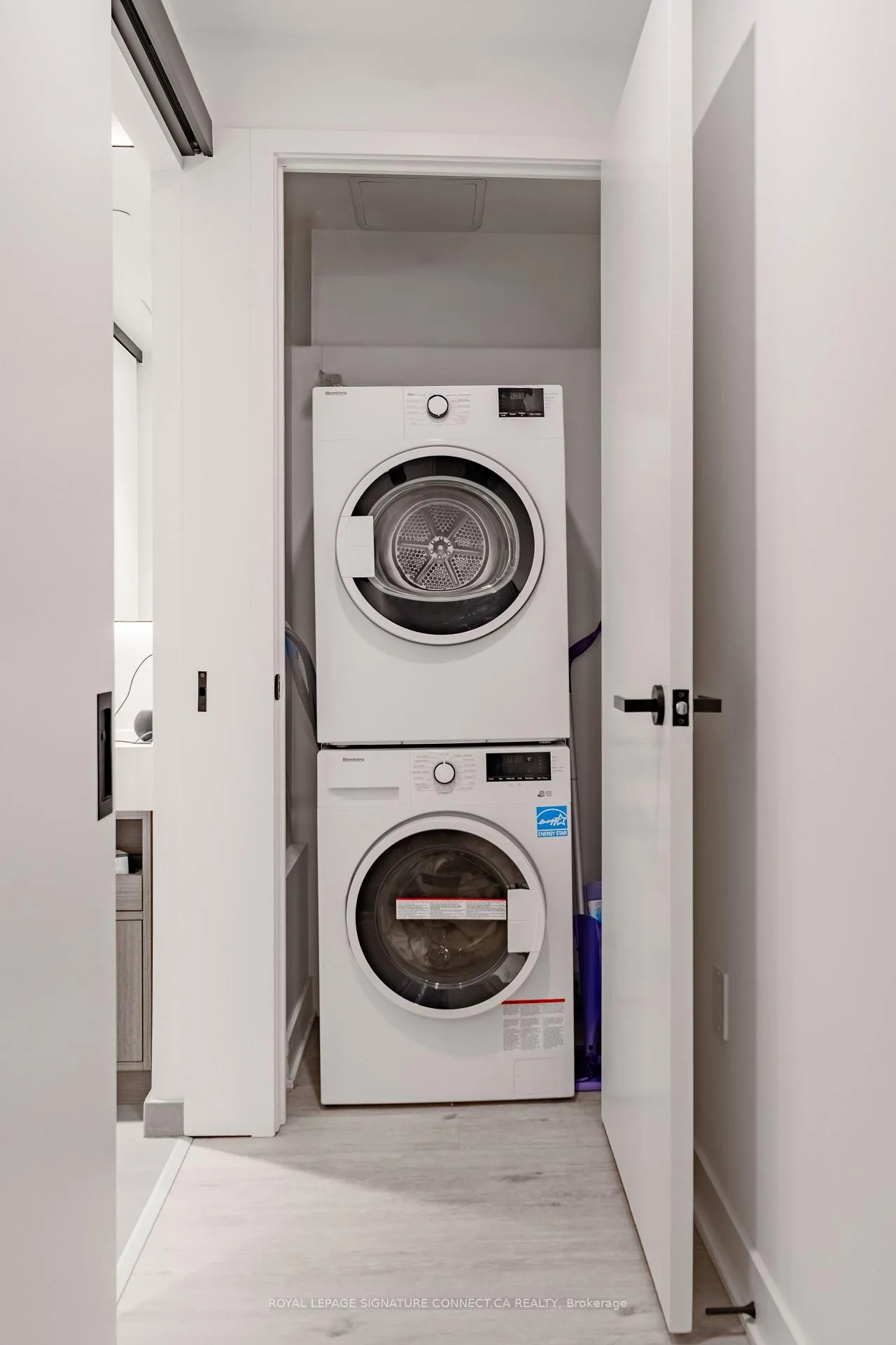 Photo 18 of Unit 3408, 55 Charles Street E, Toronto, Church-Yonge Corridor — HOMEH