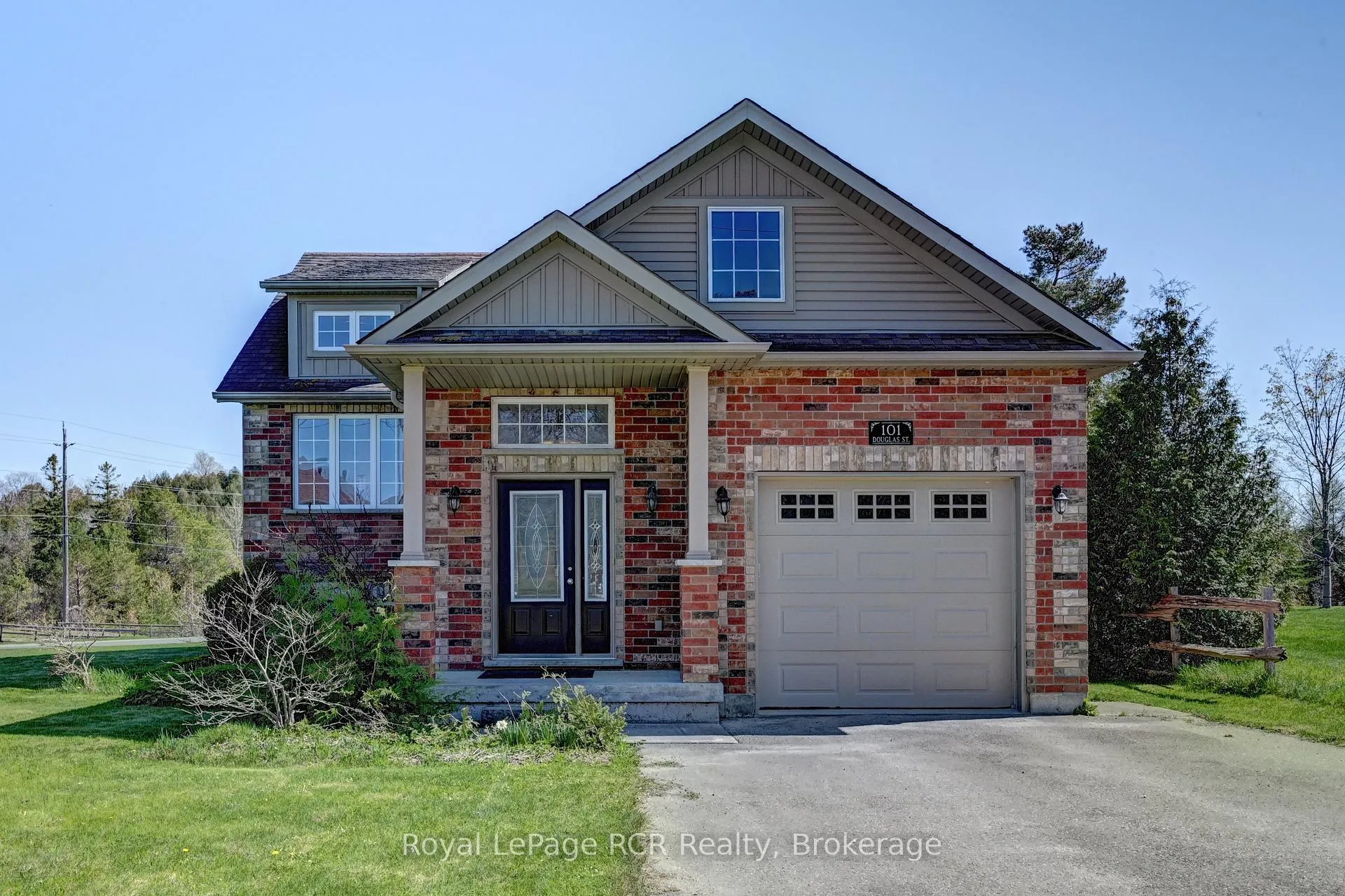 Photo 2 of 101 Douglas Street, West Grey — HOMEH