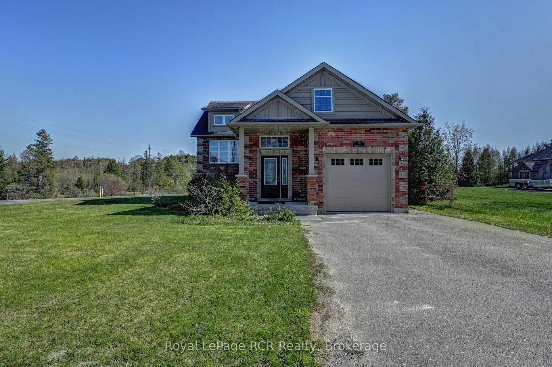 Photo 41 of 101 Douglas Street, West Grey — HOMEH