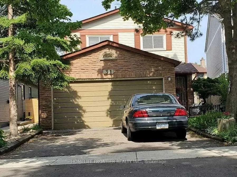 Front of Unit Basement, 31 Madsen Crescent