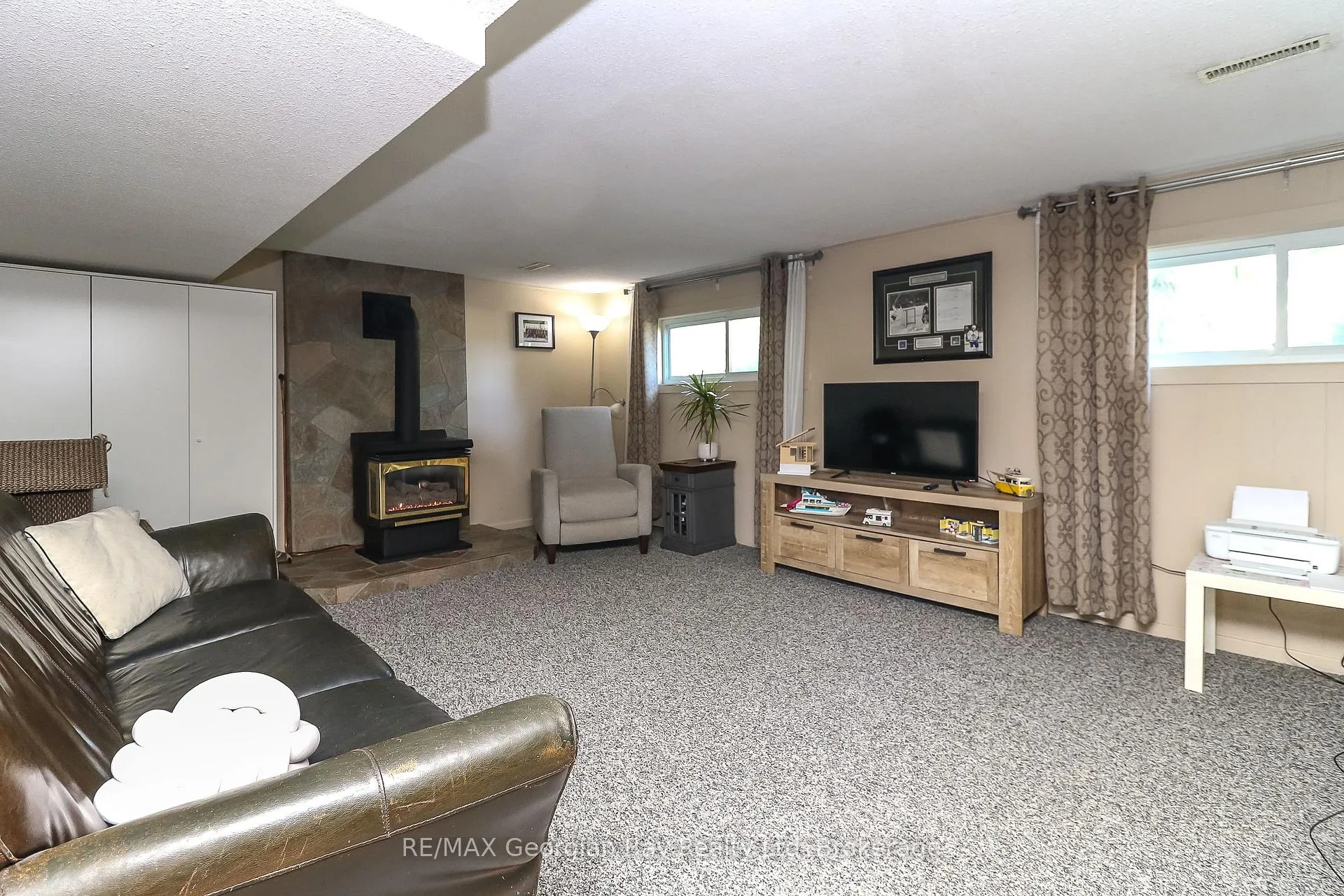 Photo 23 of 1007 Glen Mhor Crescent, Midland — HOMEH
