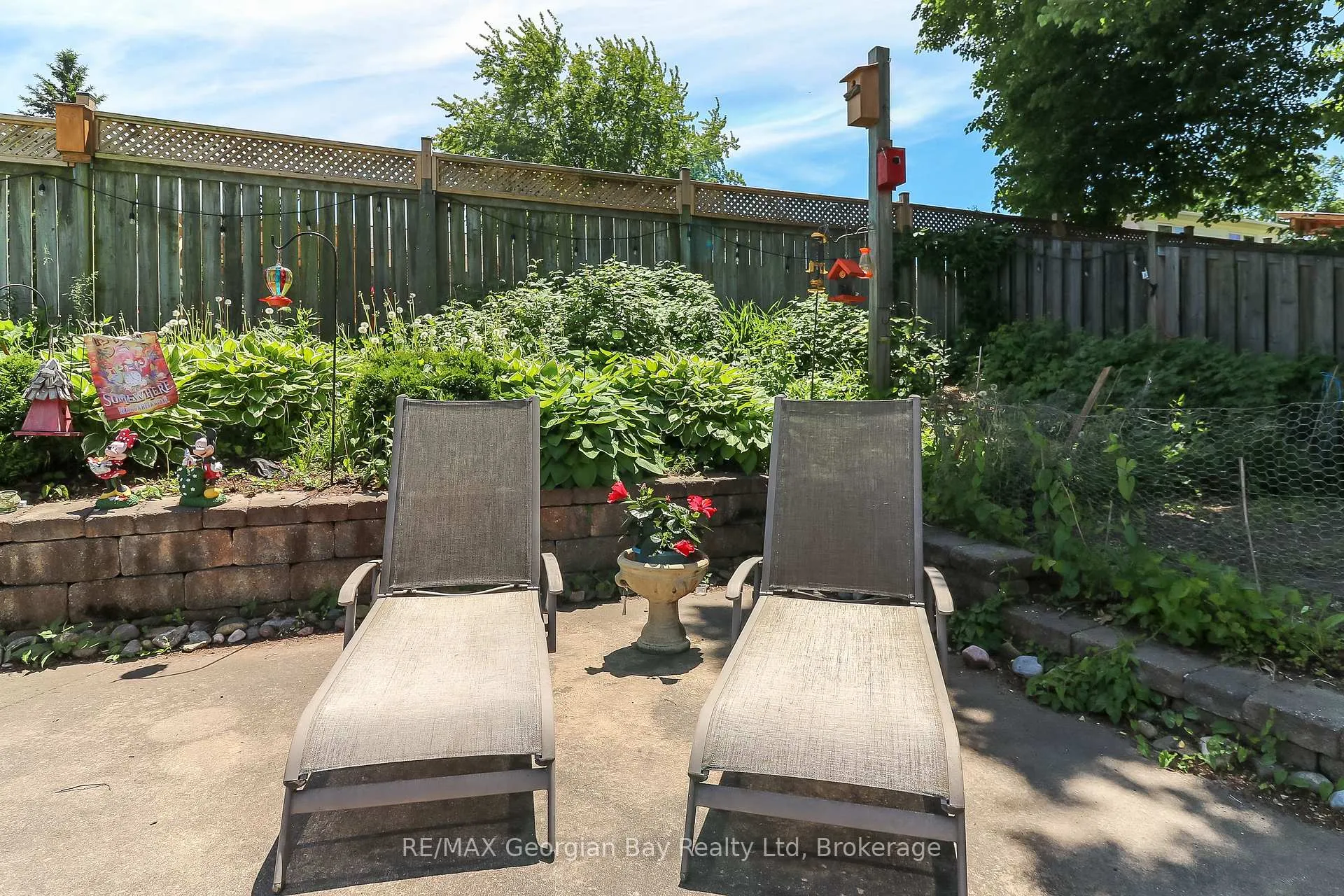 Photo 39 of 1007 Glen Mhor Crescent, Midland — HOMEH