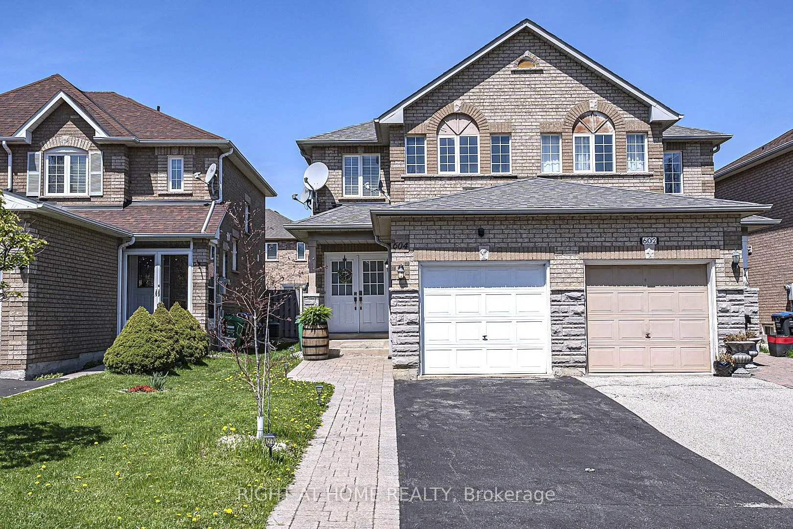 Front of 604 Summer Park Crescent