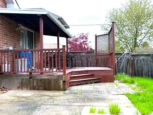 Photo 35 of 112 Vansickle Road, St. Catharines, Rykert/Vansickle — HOMEH