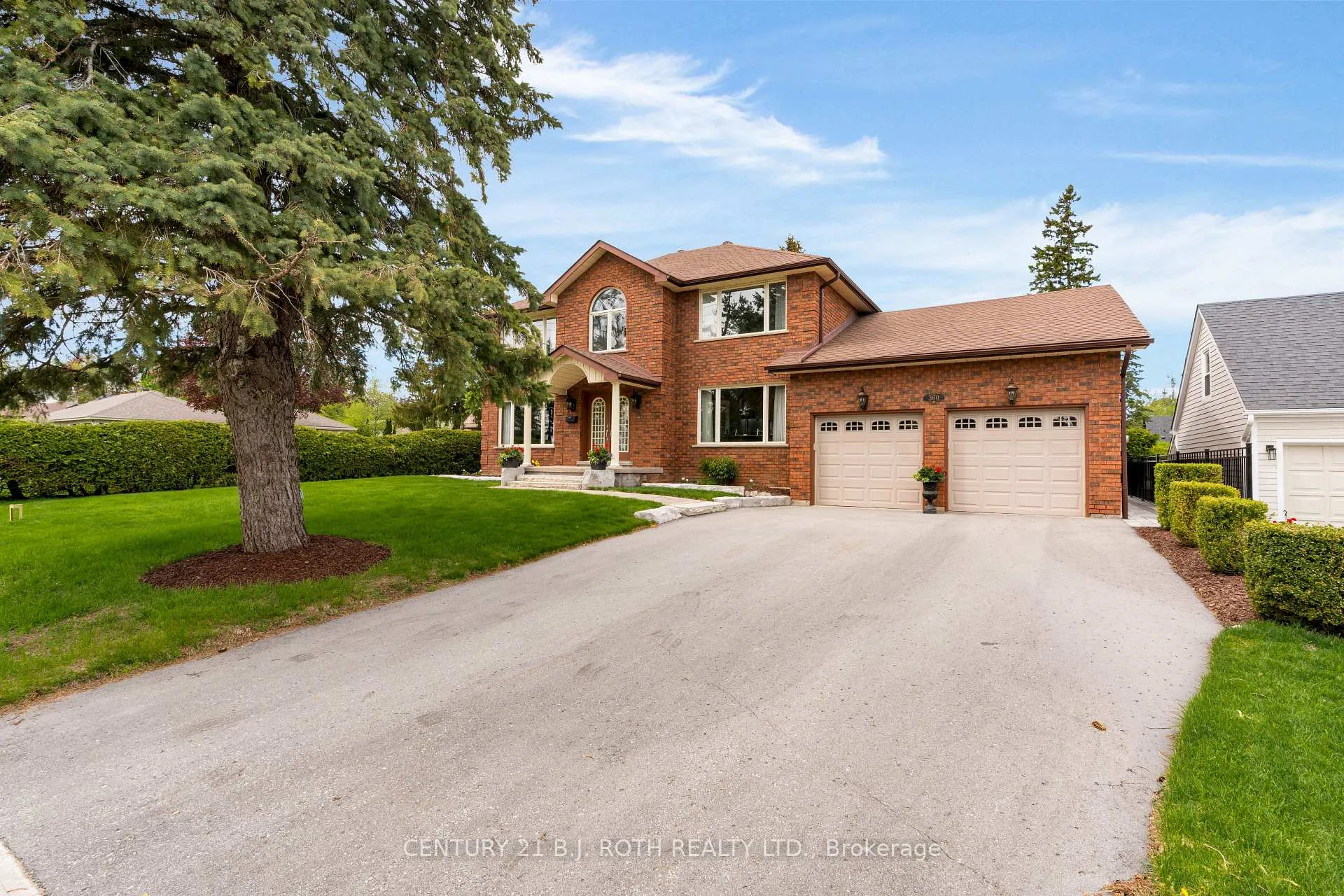 Photo 3 of 360 Codrington Street, Barrie, Codrington — HOMEH