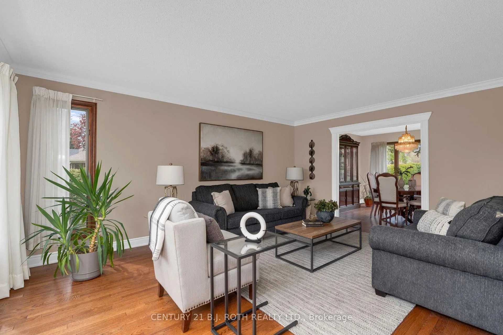 Photo 8 of 360 Codrington Street, Barrie, Codrington — HOMEH