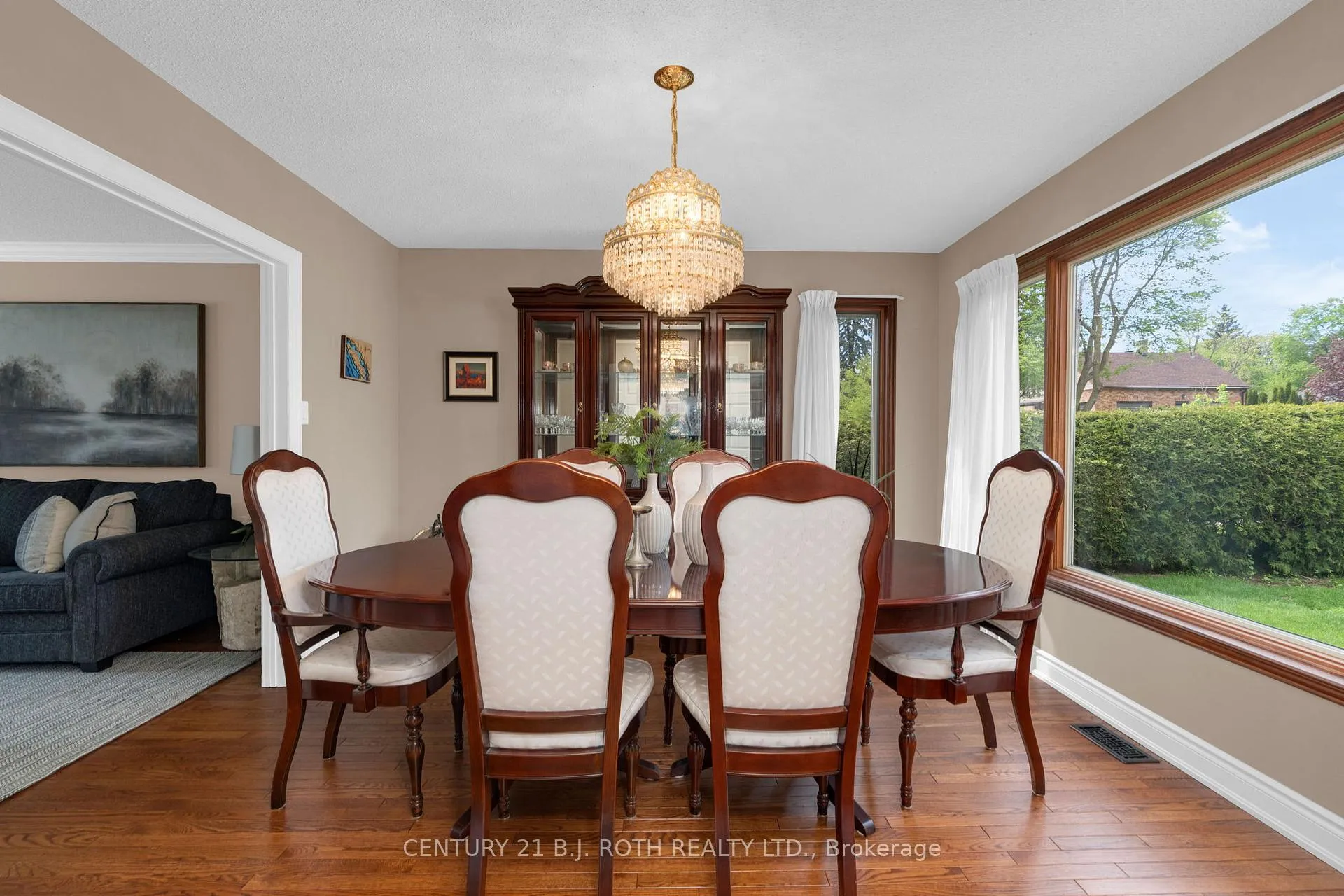 Photo 9 of 360 Codrington Street, Barrie, Codrington — HOMEH