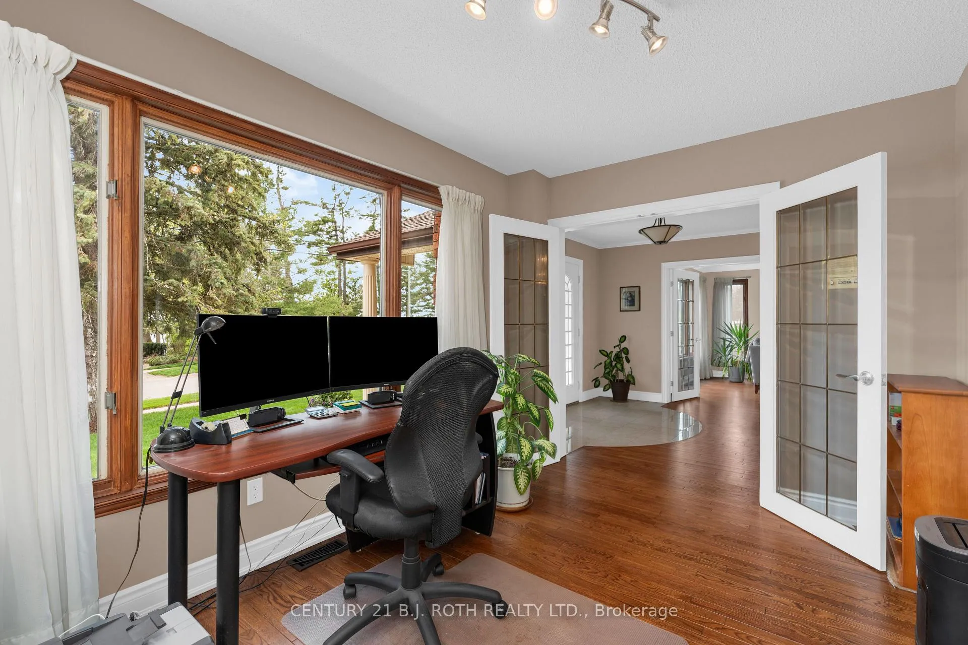 Photo 24 of 360 Codrington Street, Barrie, Codrington — HOMEH