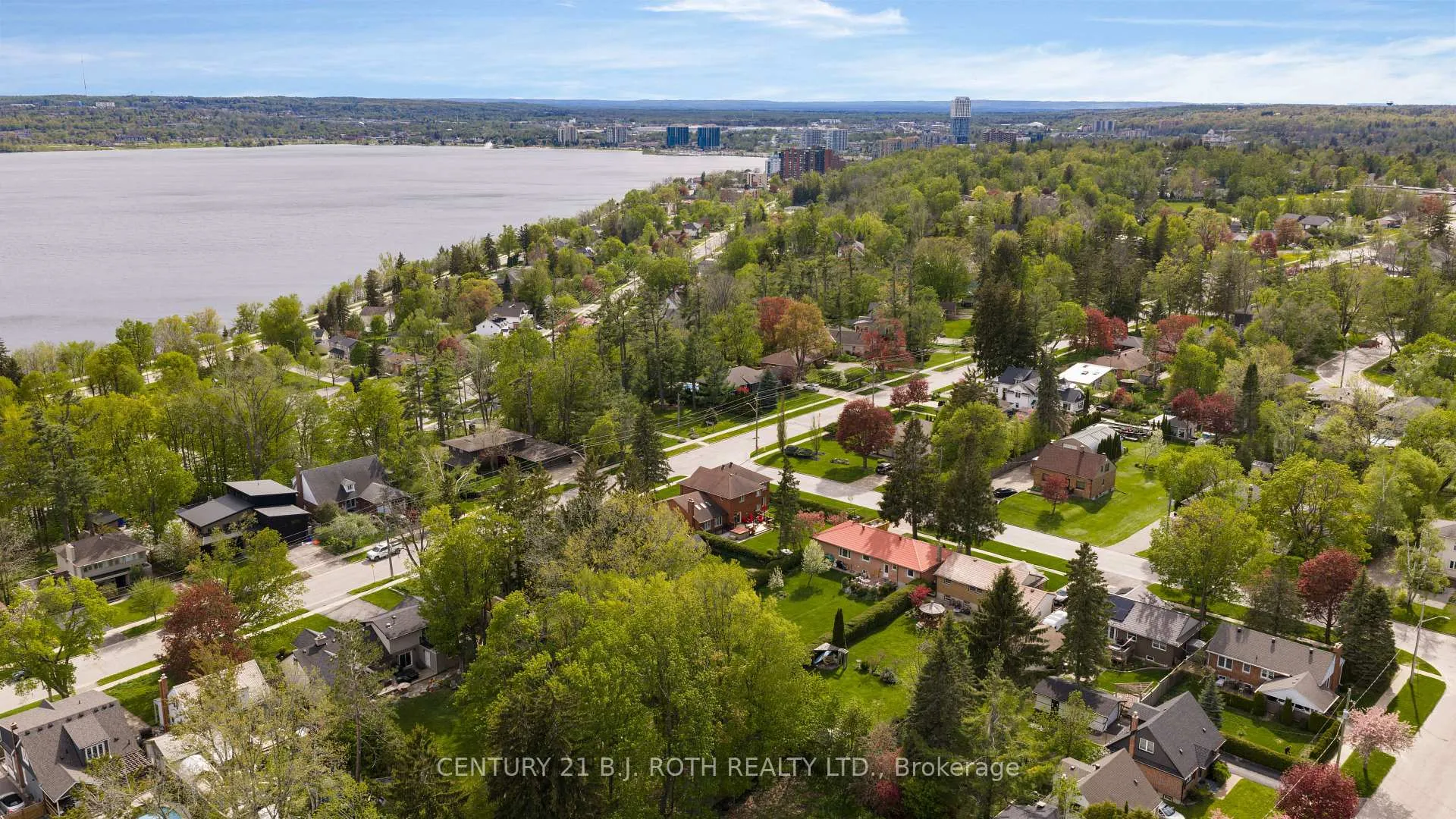 Photo 48 of 360 Codrington Street, Barrie, Codrington — HOMEH