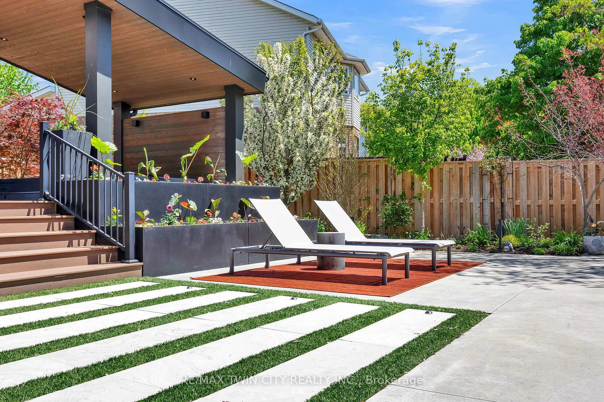 Photo 42 of 701 Breakwater Crescent, Waterloo — HOMEH