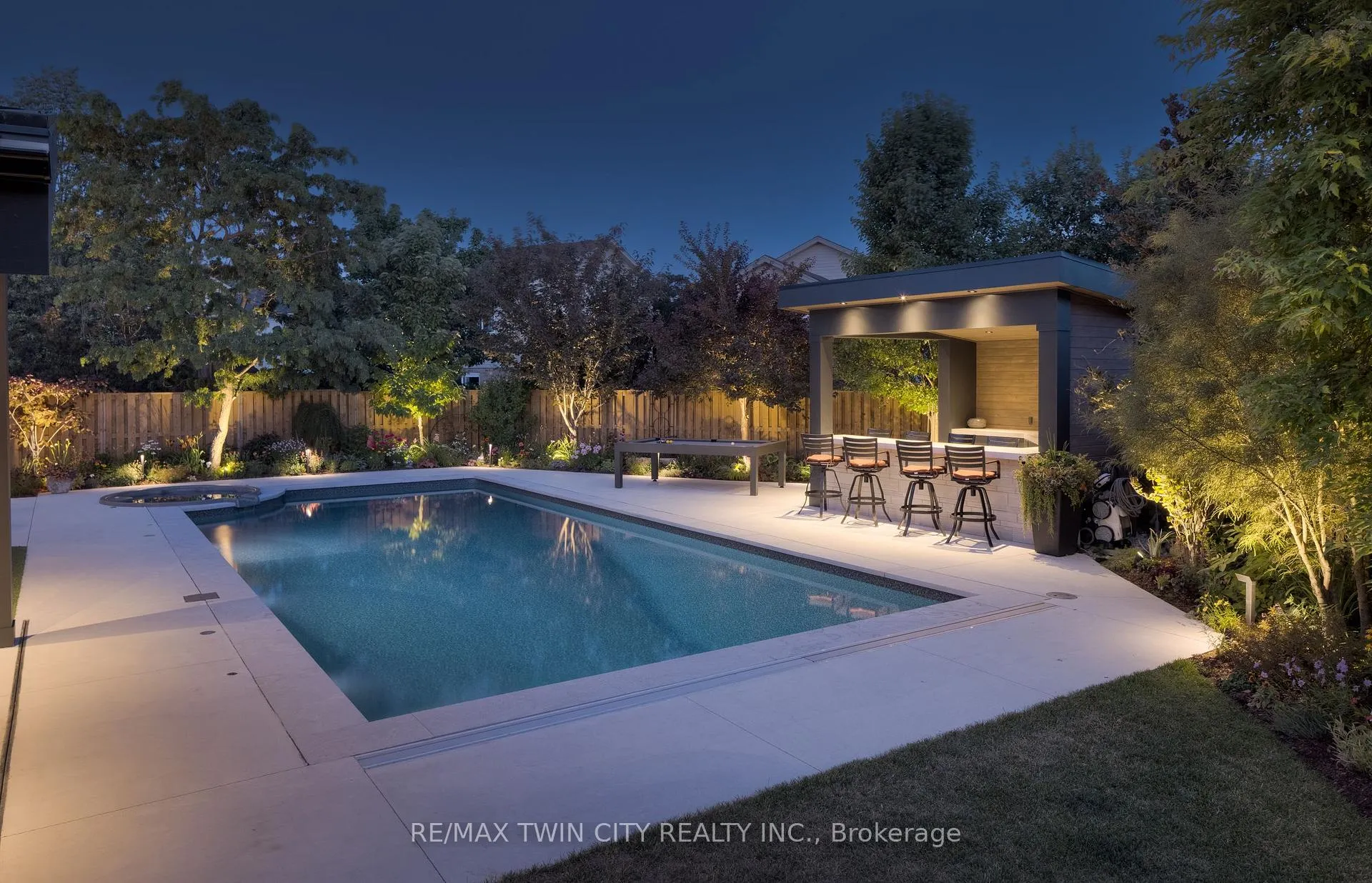 Photo 45 of 701 Breakwater Crescent, Waterloo — HOMEH