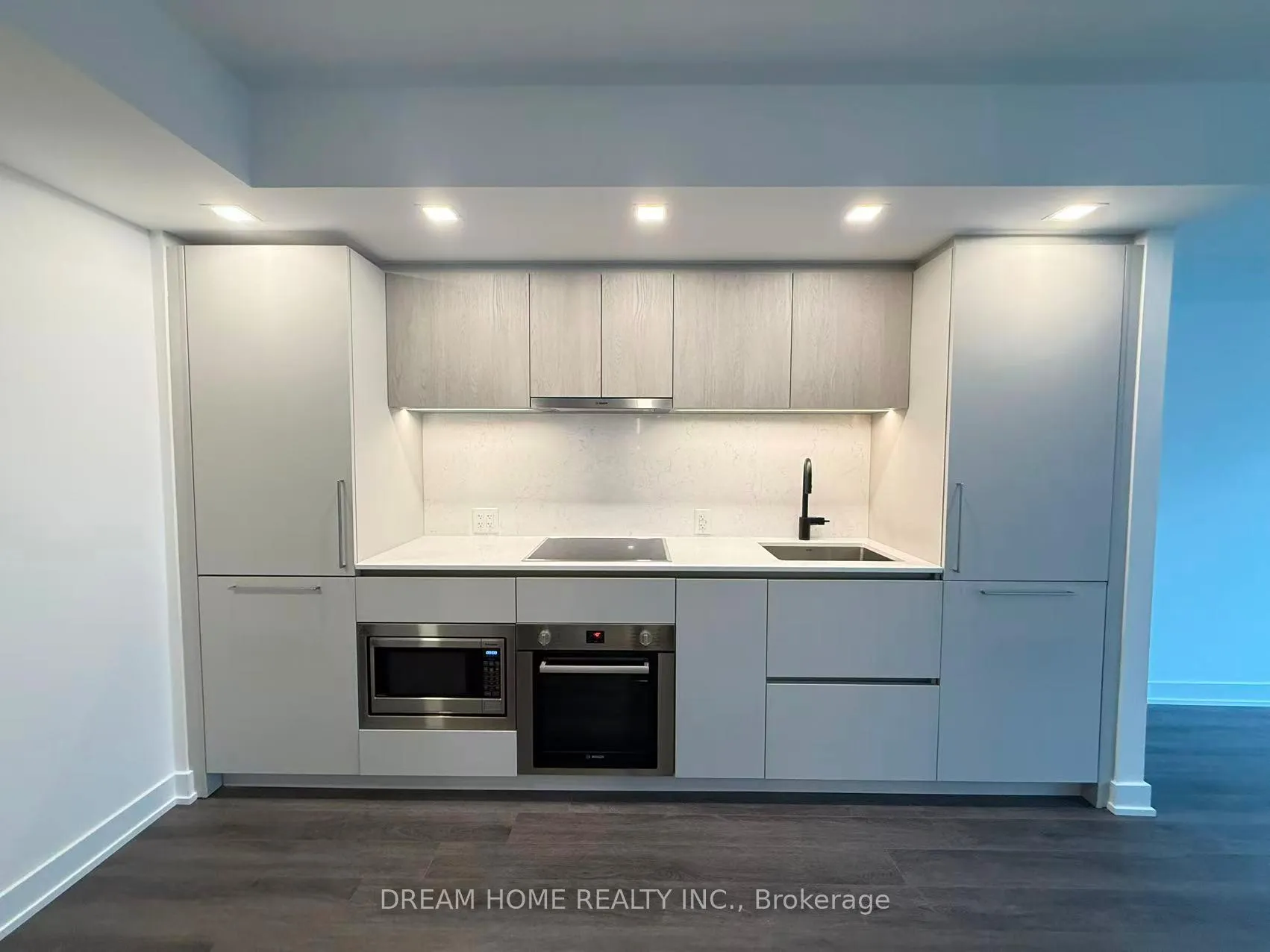 Photo 2 of Unit 1303, 609 Sherborne Street, Toronto, North St. James Town — HOMEH