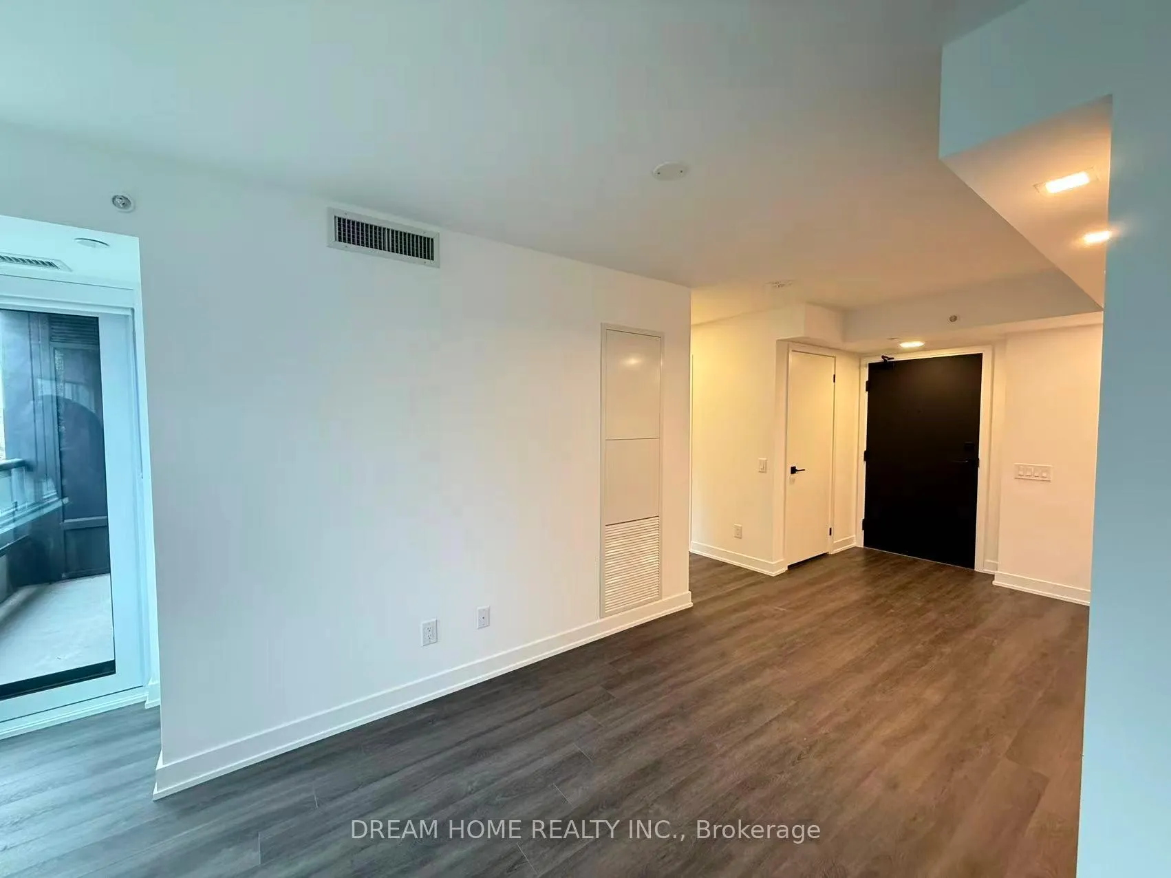Photo 8 of Unit 1303, 609 Sherborne Street, Toronto, North St. James Town — HOMEH