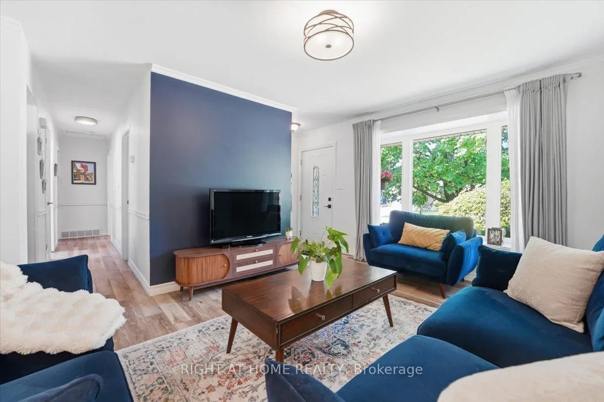 Photo 8 of 6 Willcher Drive, St. Catharines, Lakeshore — HOMEH