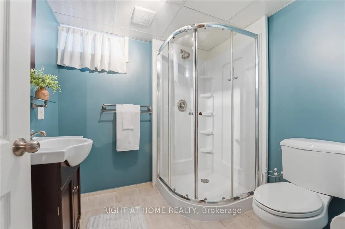Photo 25 of 6 Willcher Drive, St. Catharines, Lakeshore — HOMEH