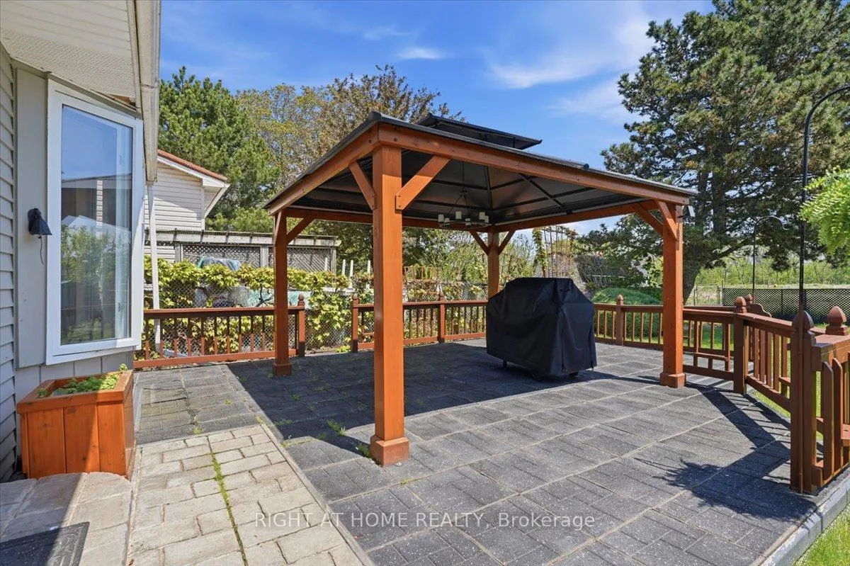 Photo 28 of 6 Willcher Drive, St. Catharines, Lakeshore — HOMEH