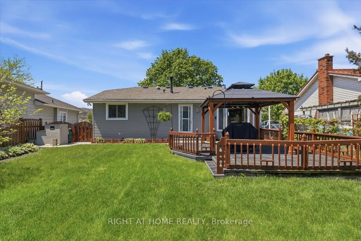Photo 34 of 6 Willcher Drive, St. Catharines, Lakeshore — HOMEH