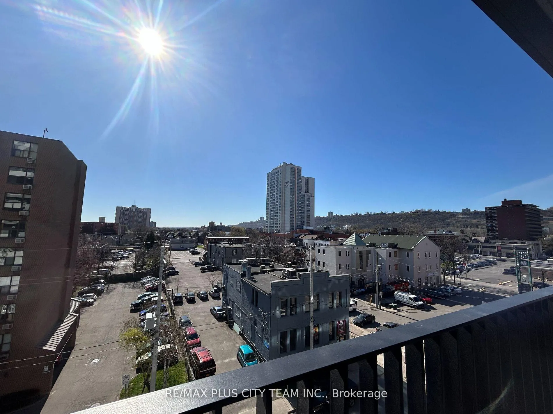 Photo 18 of Unit 527, 1 Jarvis Street E, Hamilton, Beasley — HOMEH