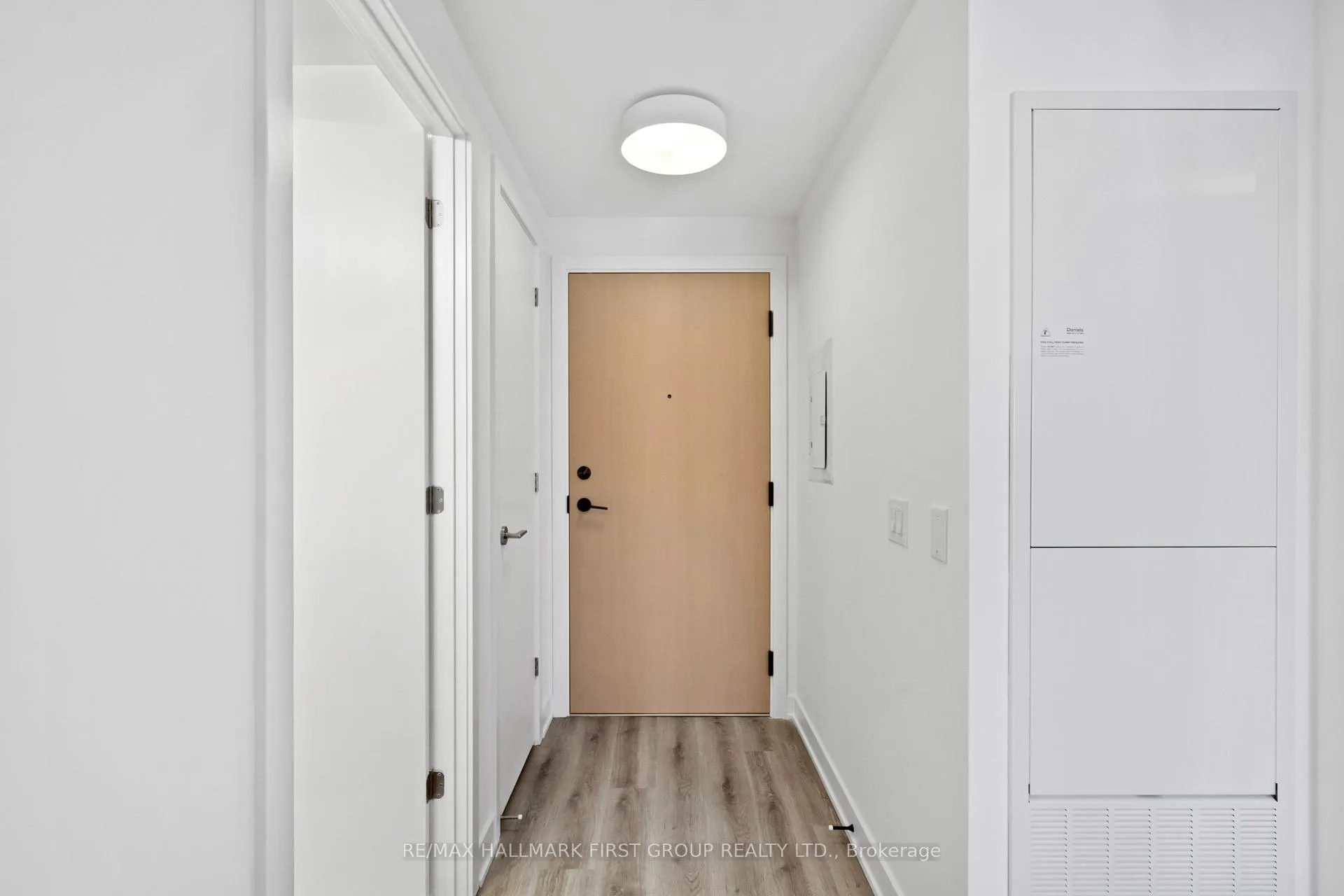 Photo 3 of Unit 924, 30 Dreamers Way, Toronto, Regent Park — HOMEH