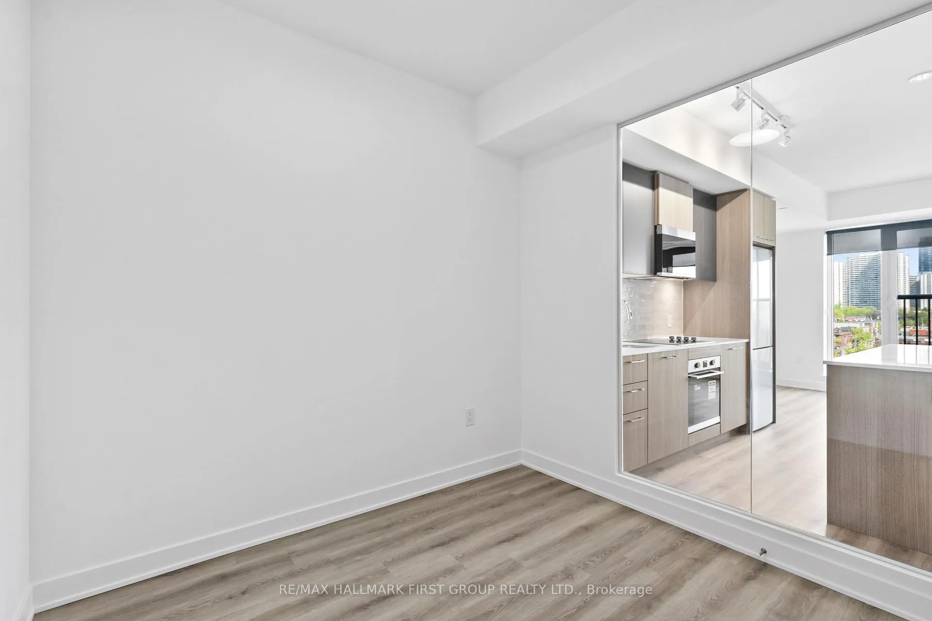 Photo 19 of Unit 924, 30 Dreamers Way, Toronto, Regent Park — HOMEH