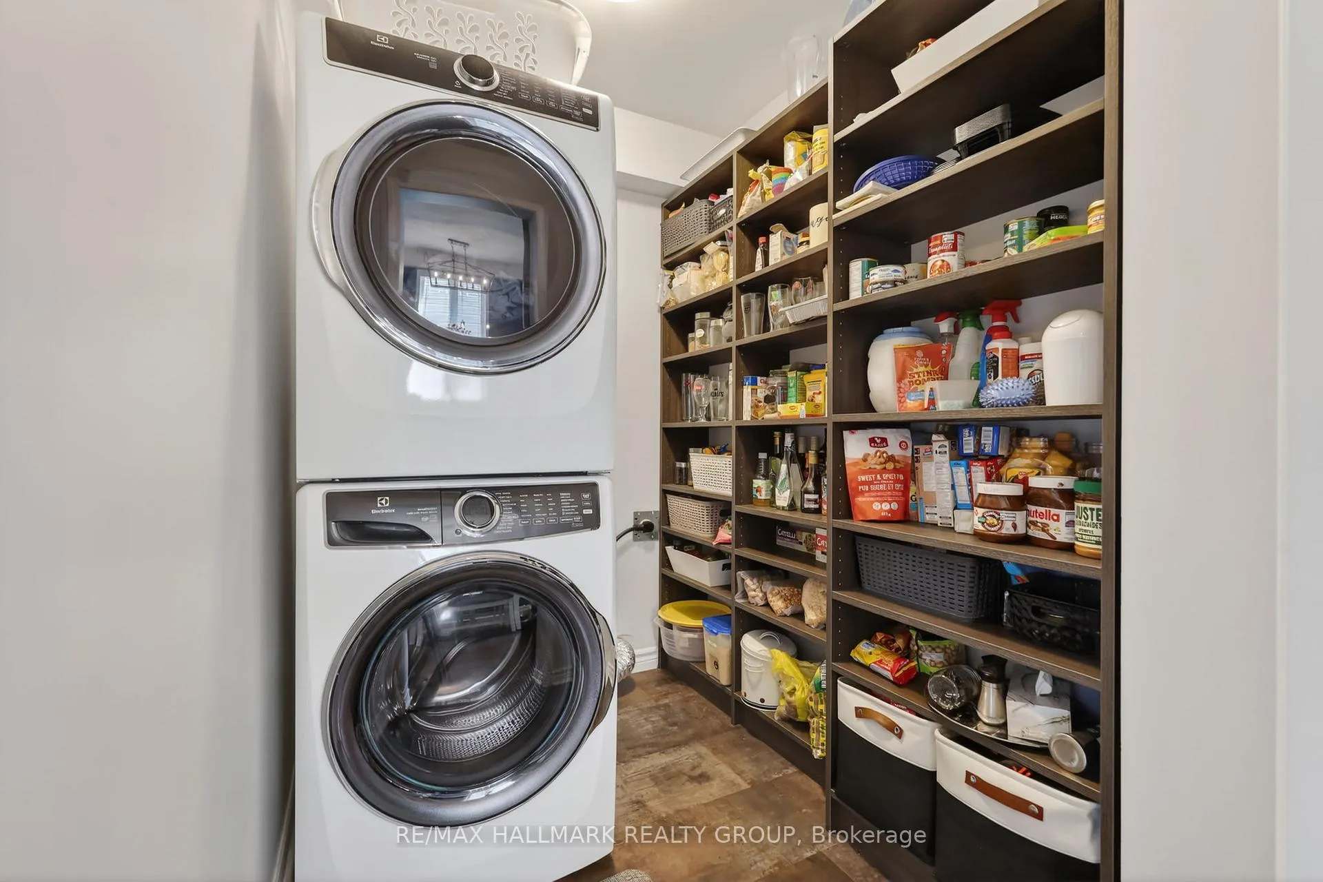 Photo 8 of 369 Rolling Meadow Crescent, Ottawa, Mer Bleue/Bradley Estates/Anderson Park — HOMEH