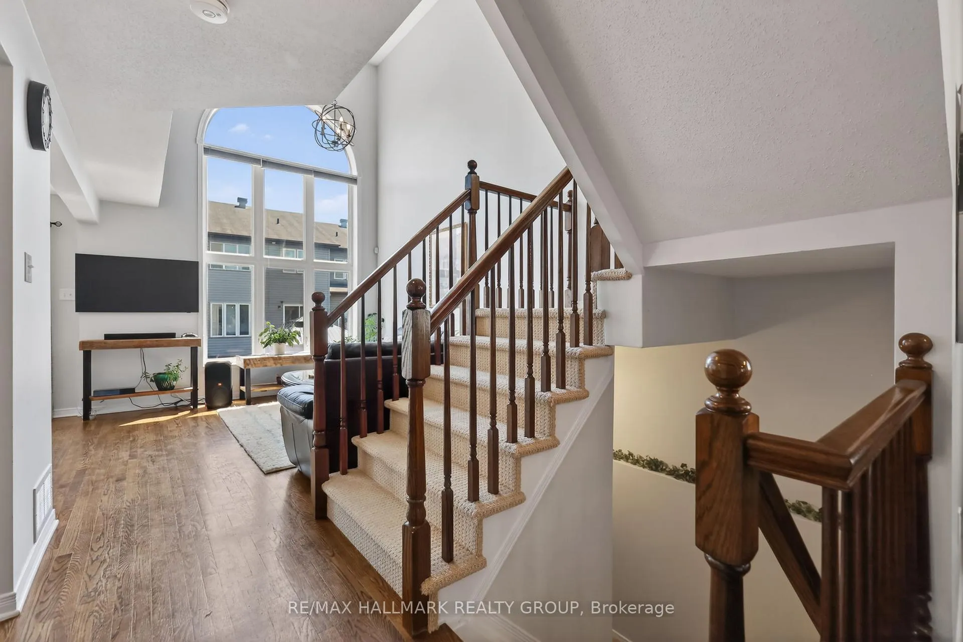 Photo 9 of 369 Rolling Meadow Crescent, Ottawa, Mer Bleue/Bradley Estates/Anderson Park — HOMEH