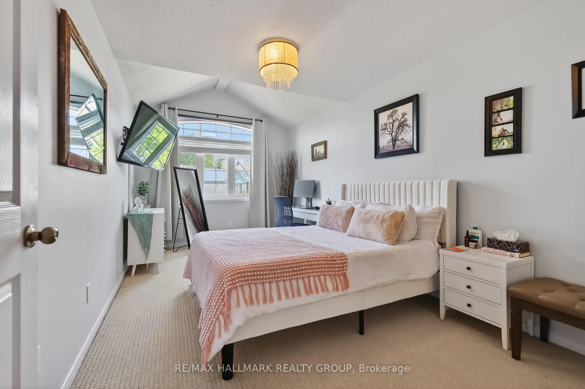 Photo 23 of 369 Rolling Meadow Crescent, Ottawa, Mer Bleue/Bradley Estates/Anderson Park — HOMEH
