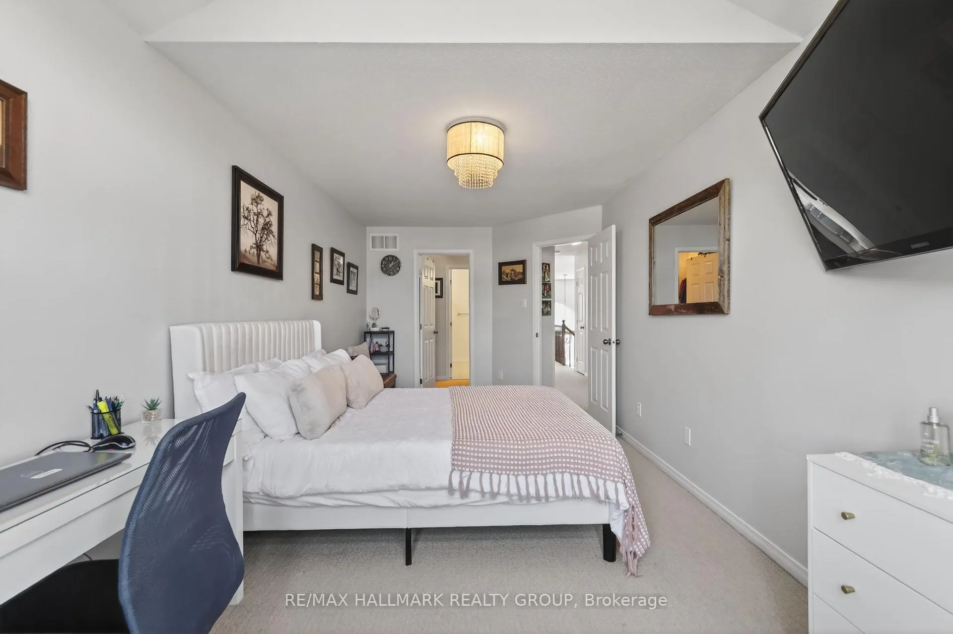 Photo 25 of 369 Rolling Meadow Crescent, Ottawa, Mer Bleue/Bradley Estates/Anderson Park — HOMEH