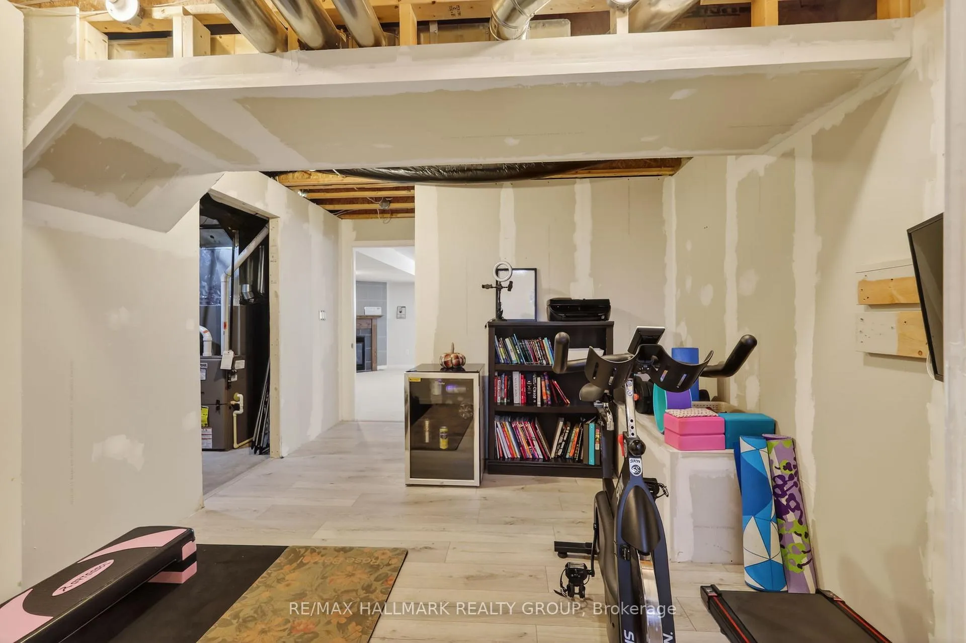 Photo 43 of 369 Rolling Meadow Crescent, Ottawa, Mer Bleue/Bradley Estates/Anderson Park — HOMEH
