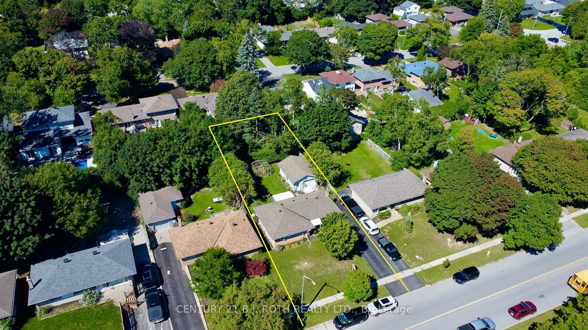 Photo 5 of 72 Rose Street, Barrie, Wellington — HOMEH