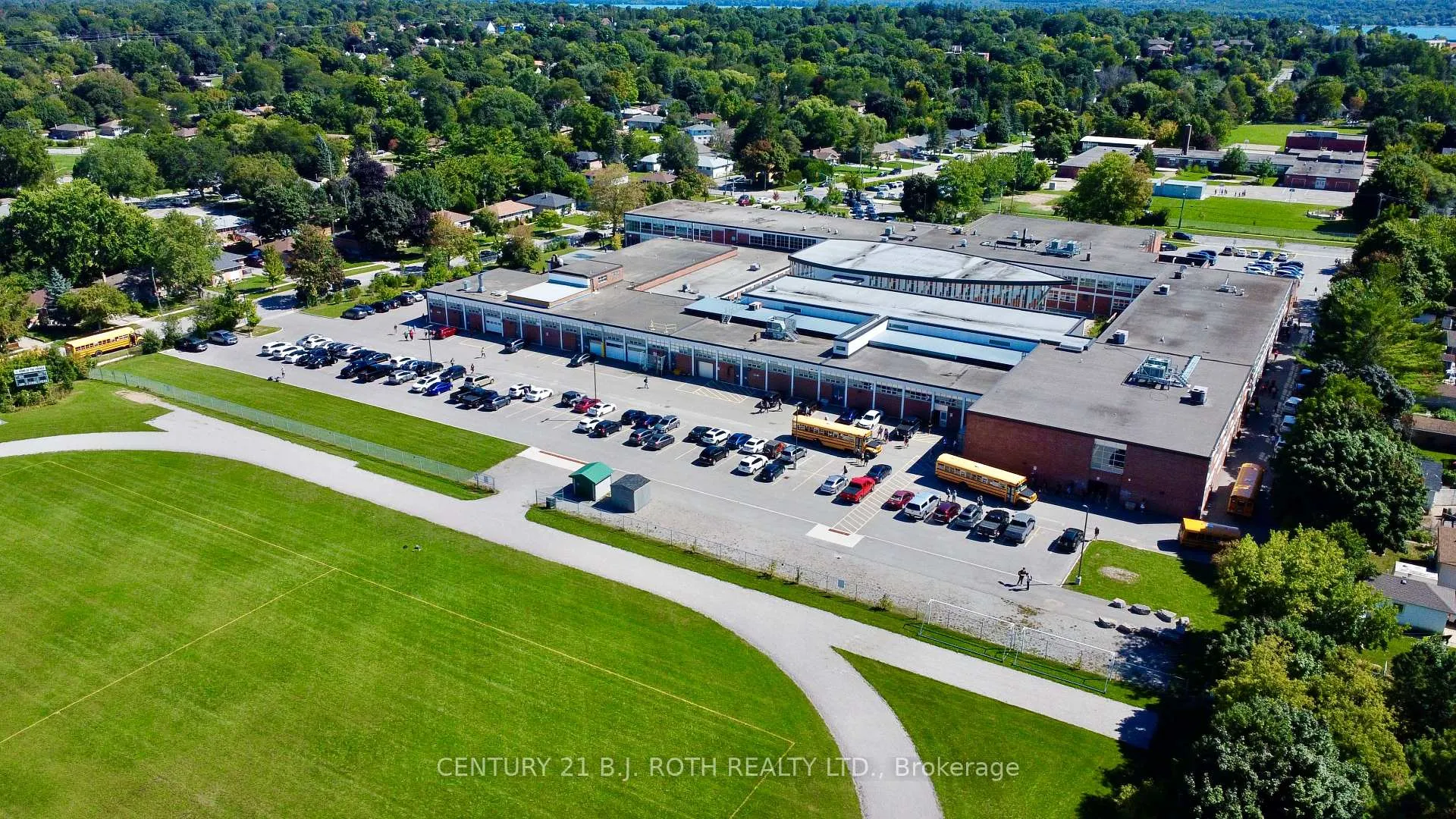 Photo 6 of 72 Rose Street, Barrie, Wellington — HOMEH