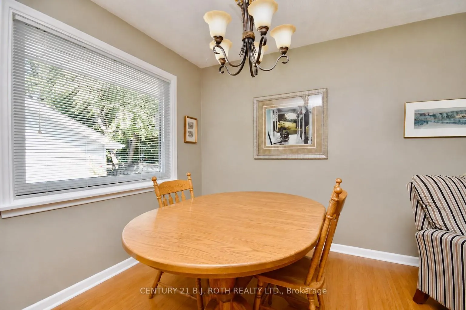 Photo 14 of 72 Rose Street, Barrie, Wellington — HOMEH