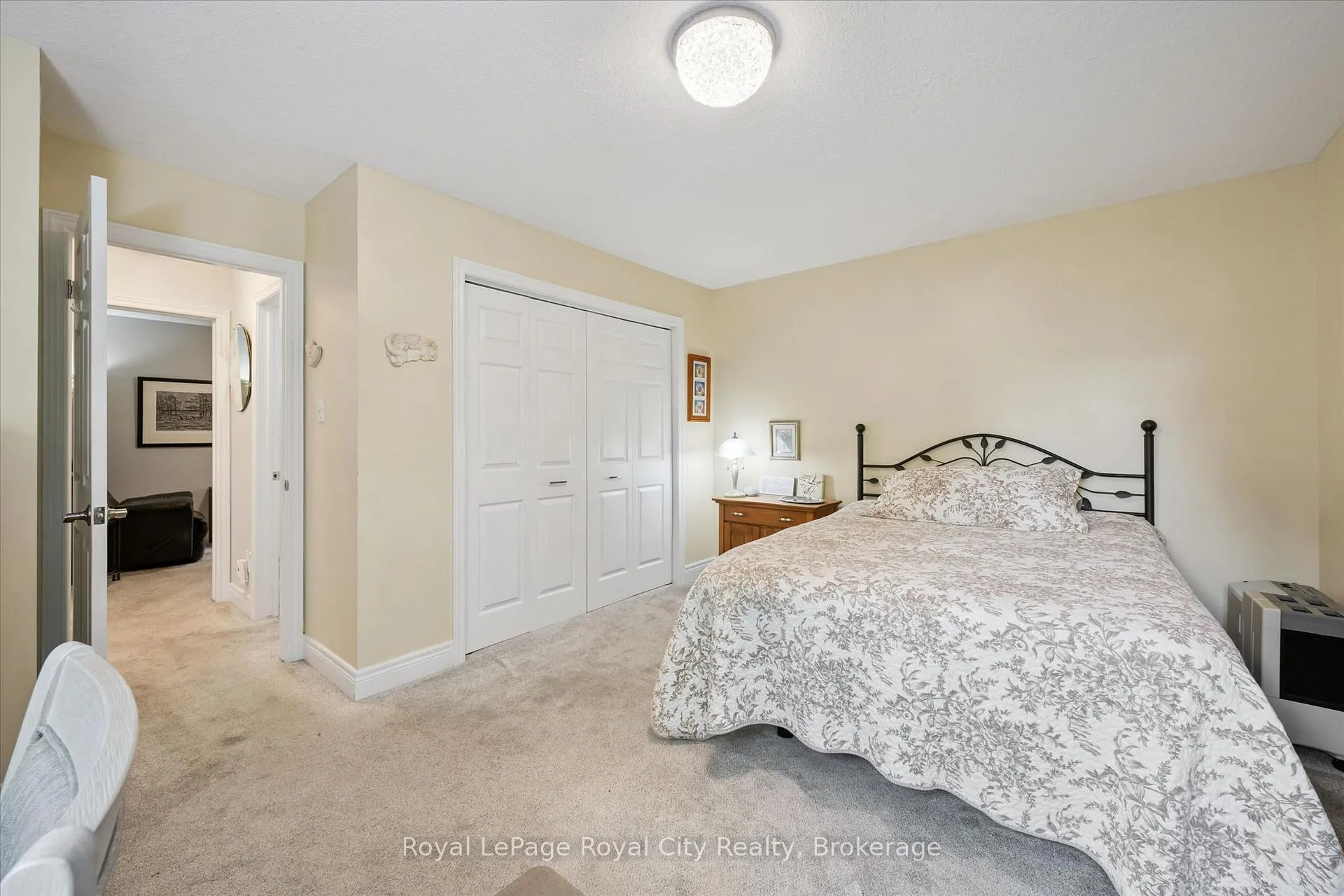 Photo 19 of 71 Doyle Drive, Guelph, Clairfields/Hanlon Business Park — HOMEH